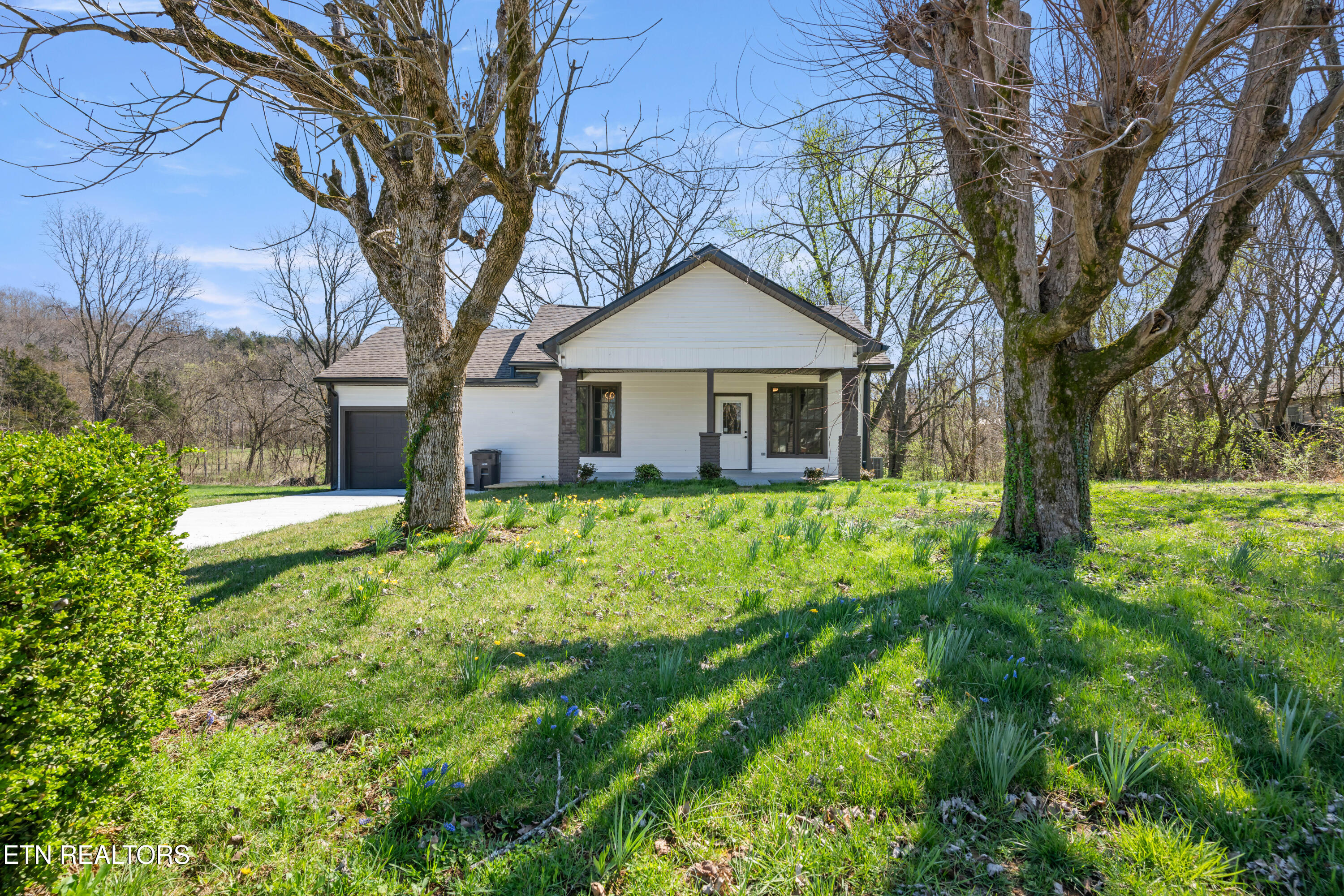 469 E Main Street Cookeville TN 38506