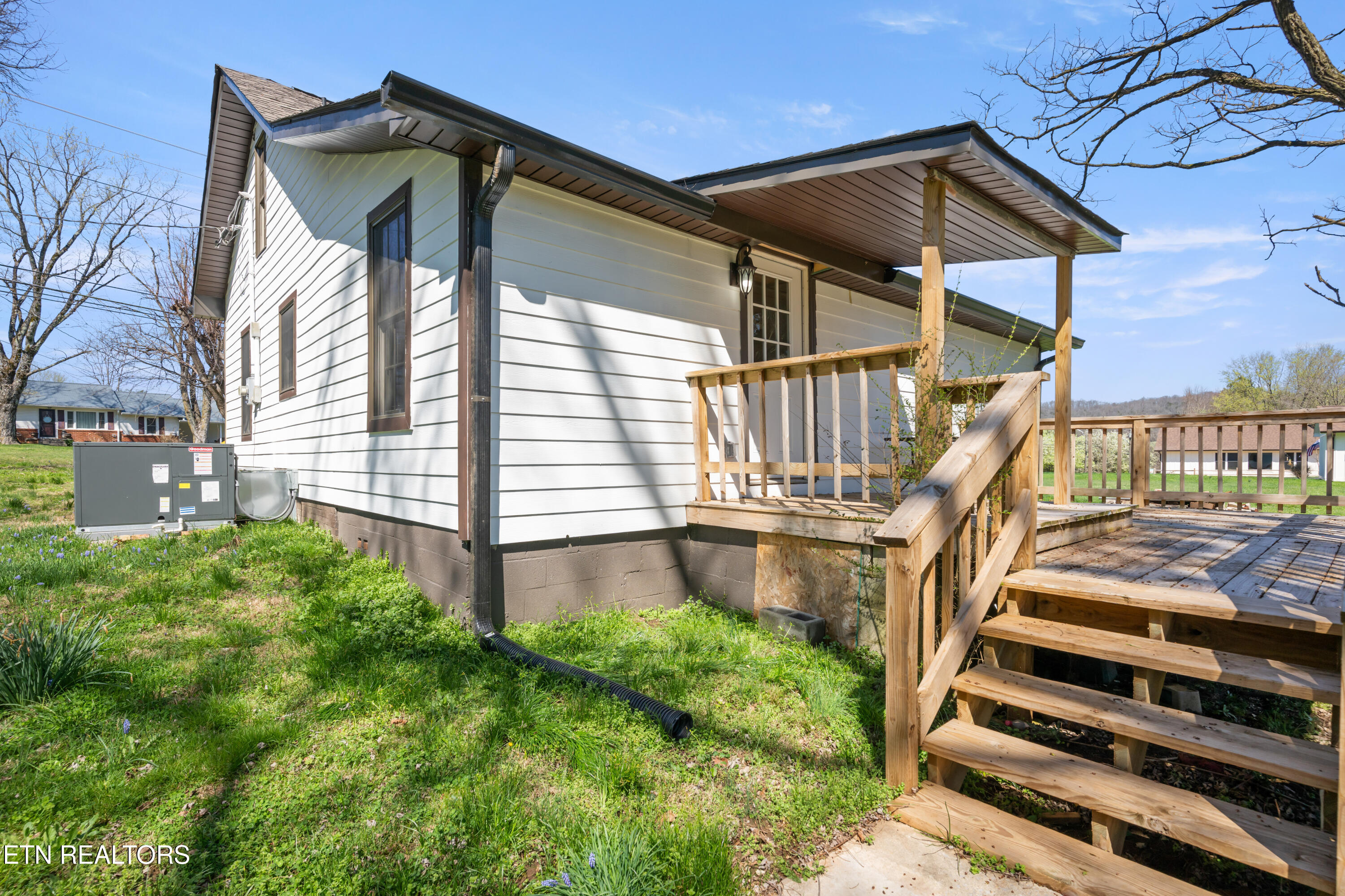 469 E Main Street Cookeville TN 38506