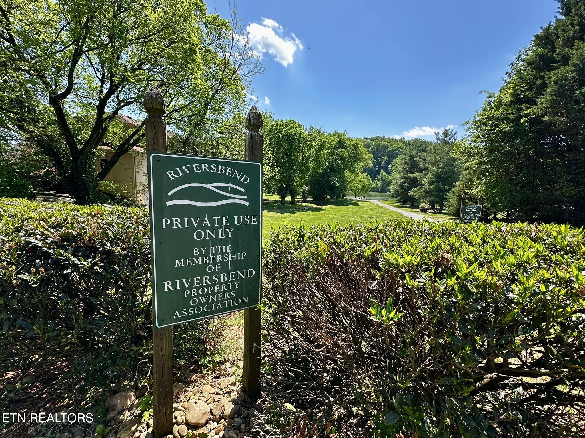 6625 Riverview Golf Drive Loudon TN 37774