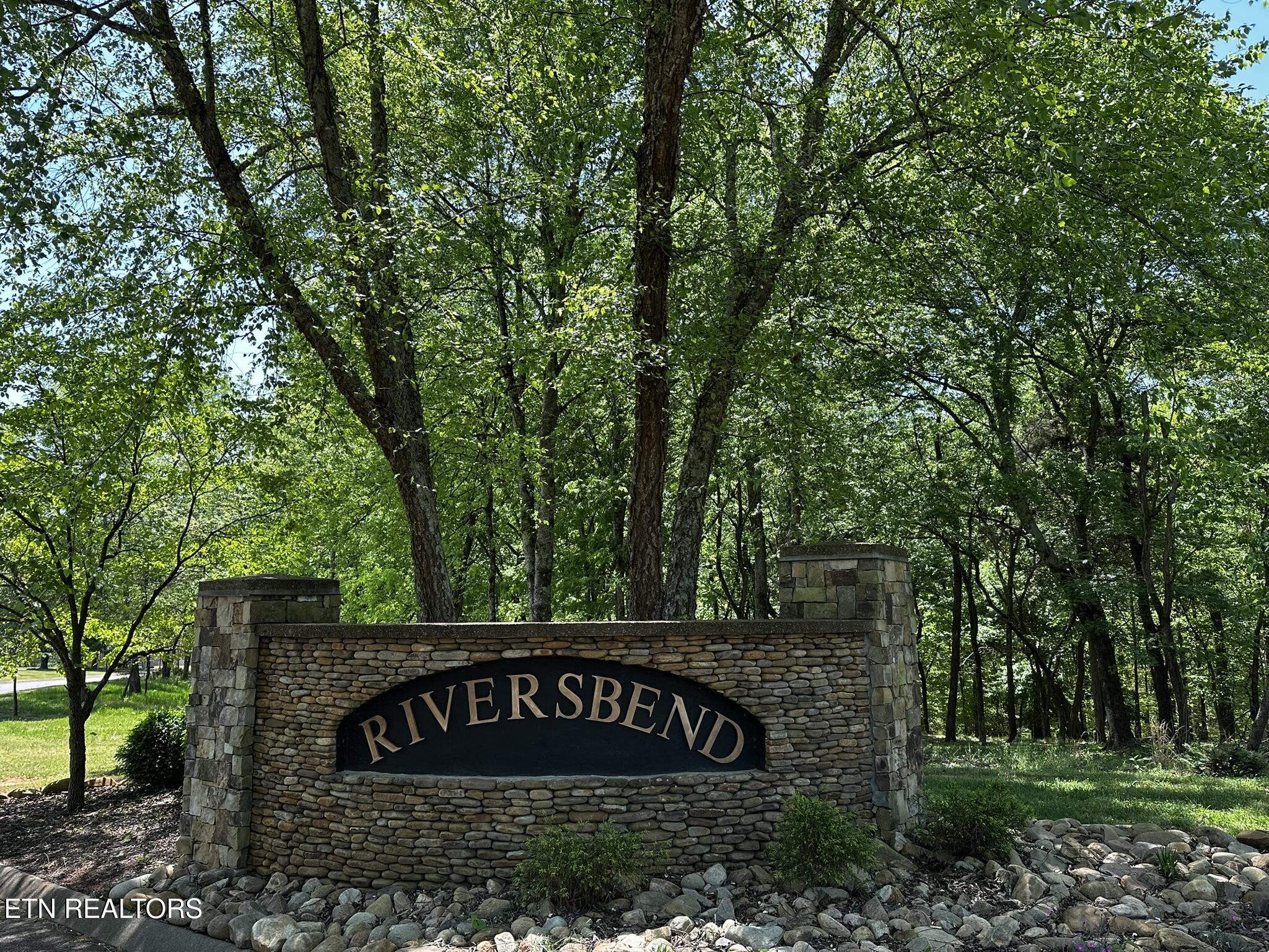 6625 Riverview Golf Drive Loudon TN 37774