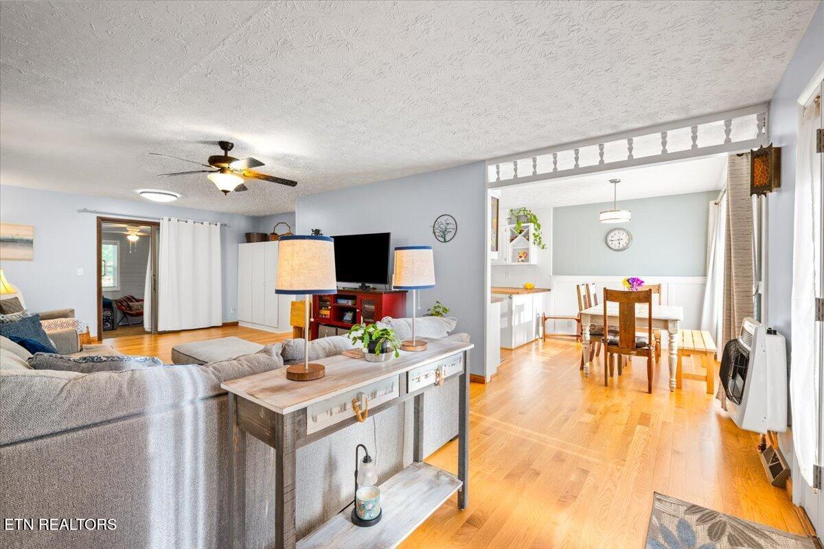 328 Brown Crest Road Lafollette TN 37766
