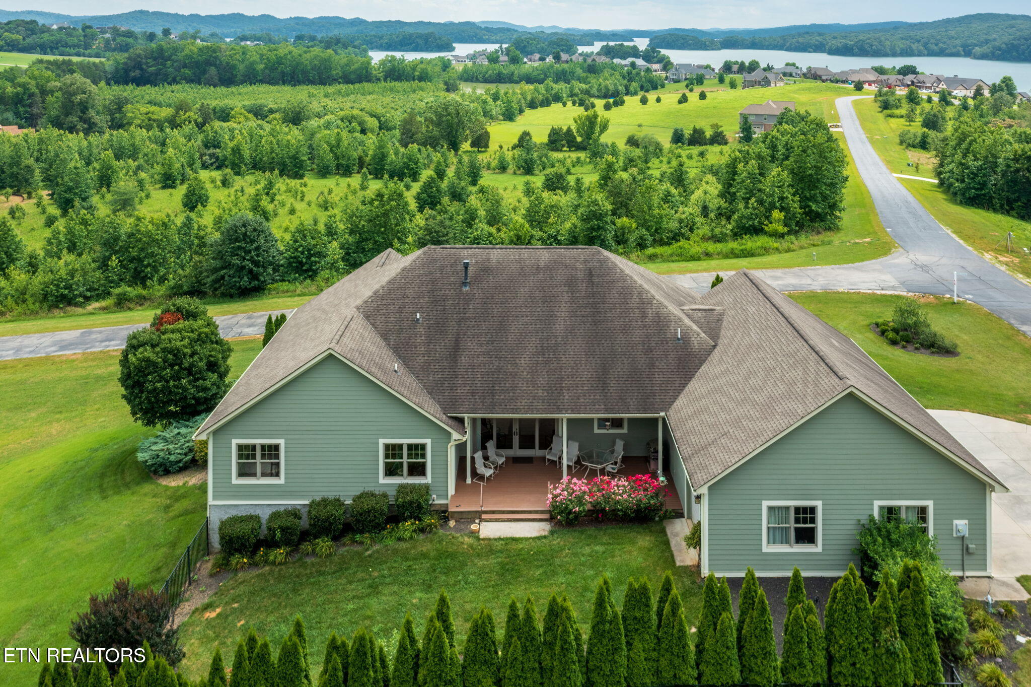 433 Water View Drive Rockwood TN 37854