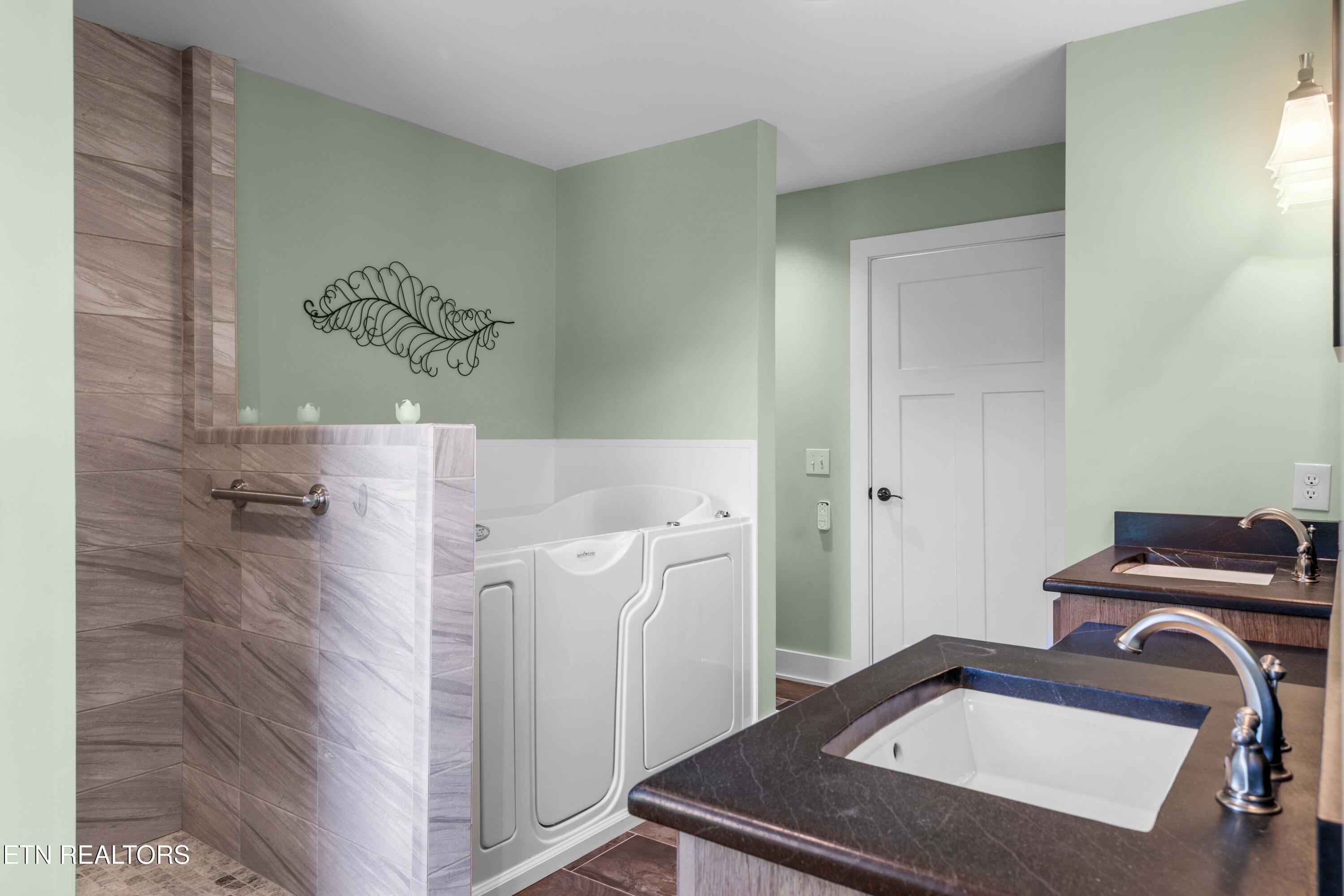 433 Water View Drive Rockwood TN 37854