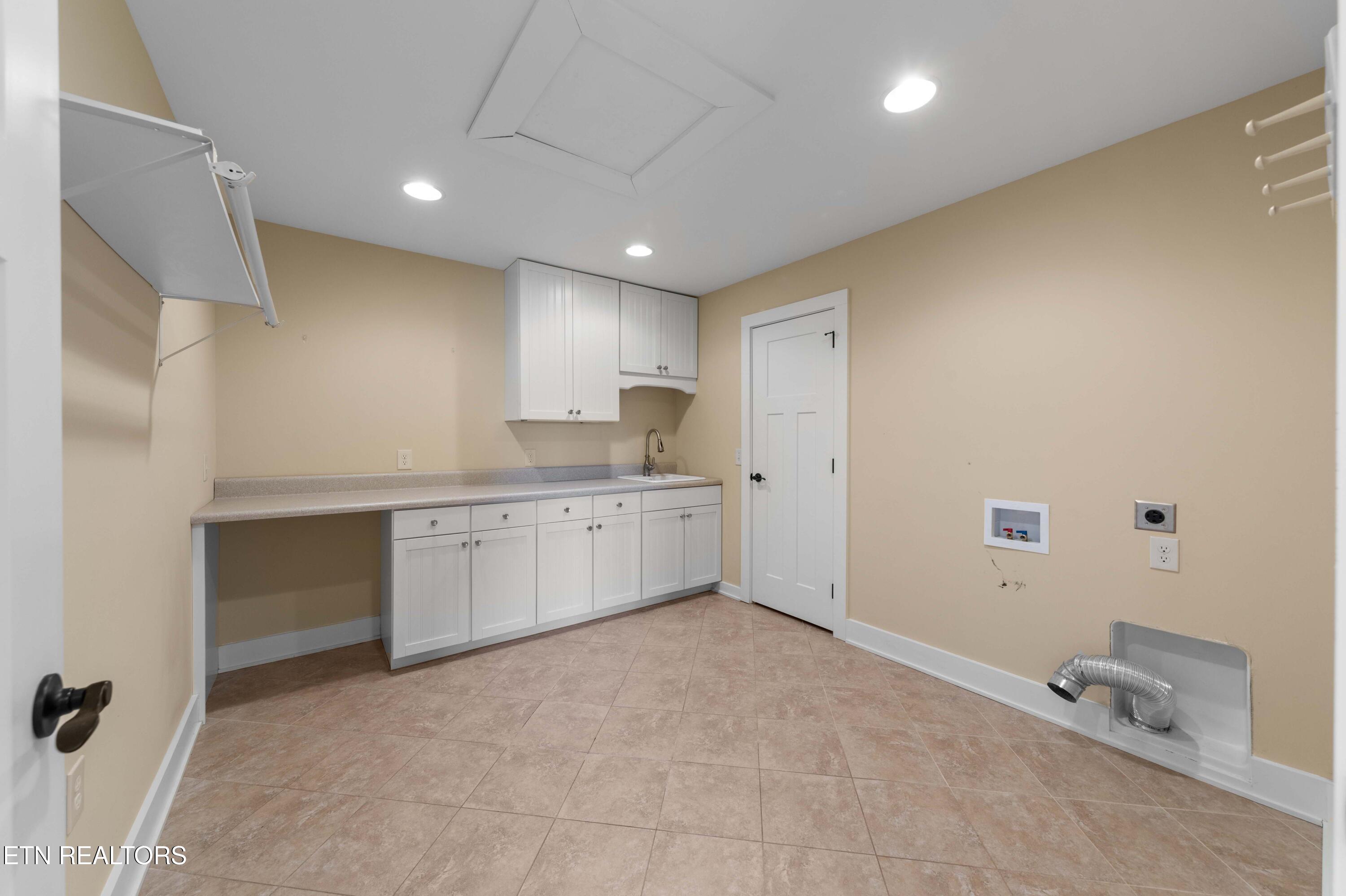 433 Water View Drive Rockwood TN 37854