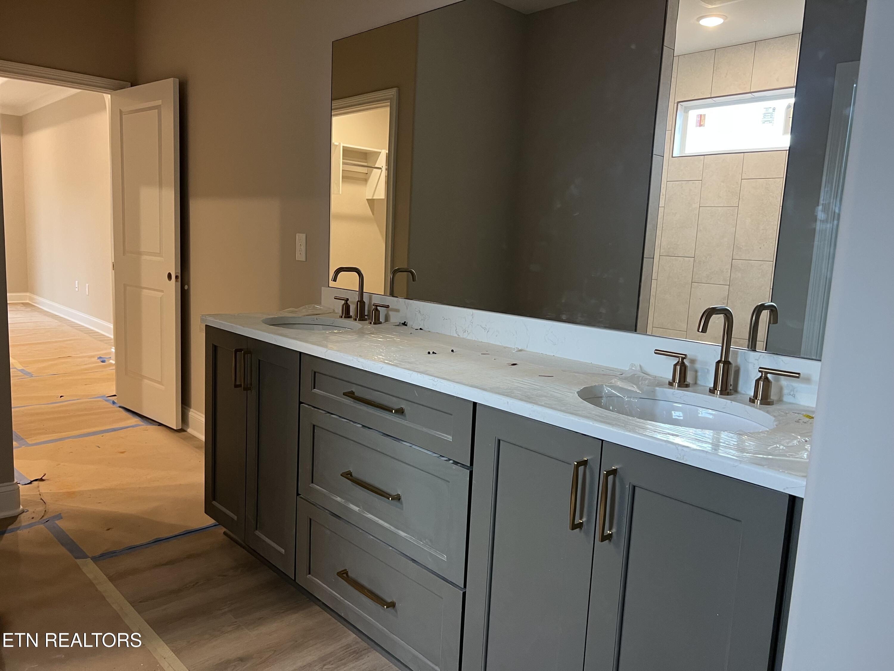 103 River Birch Drive Lenoir City TN 37771