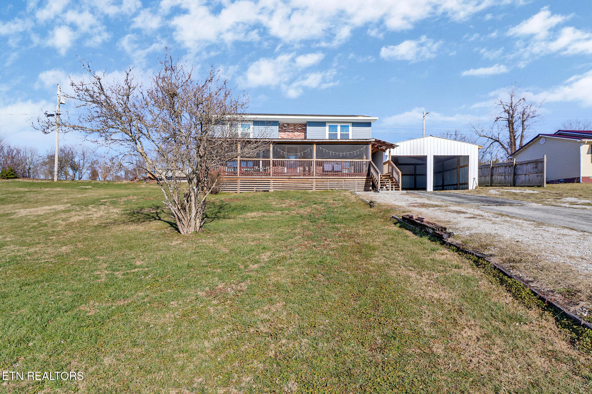 625 Mccartt Street Wartburg TN 37887