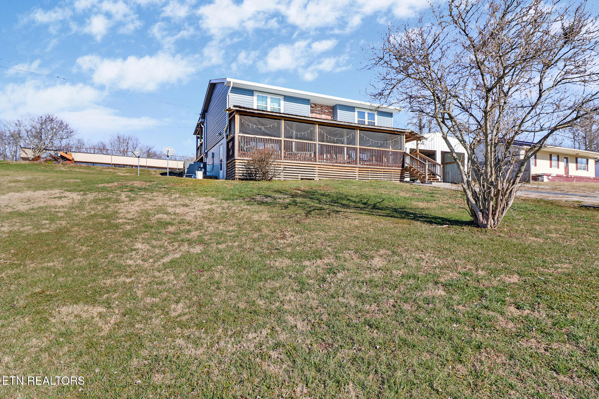 625 Mccartt Street Wartburg TN 37887