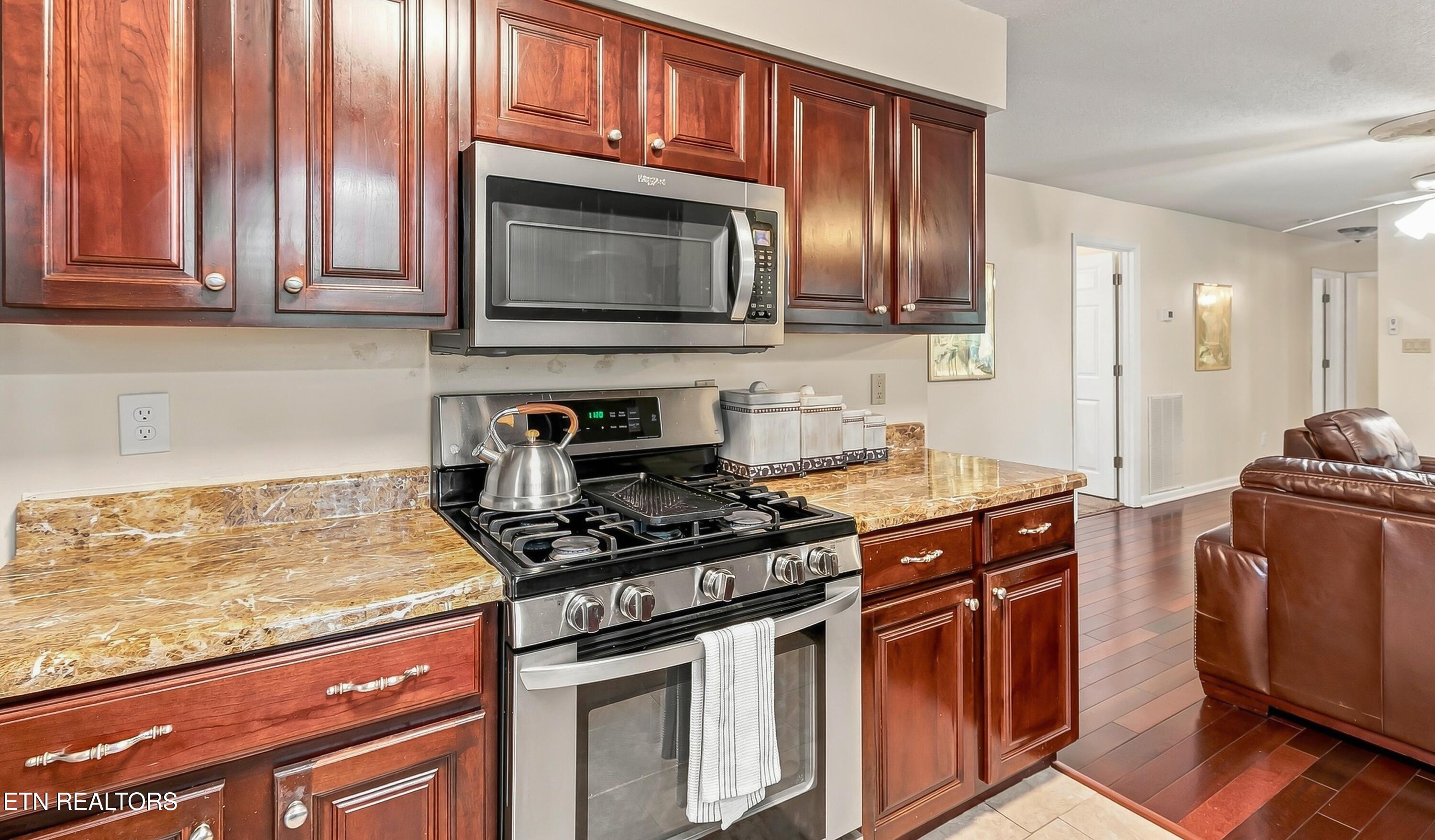 105 Trenton Drive Oak Ridge TN 37830
