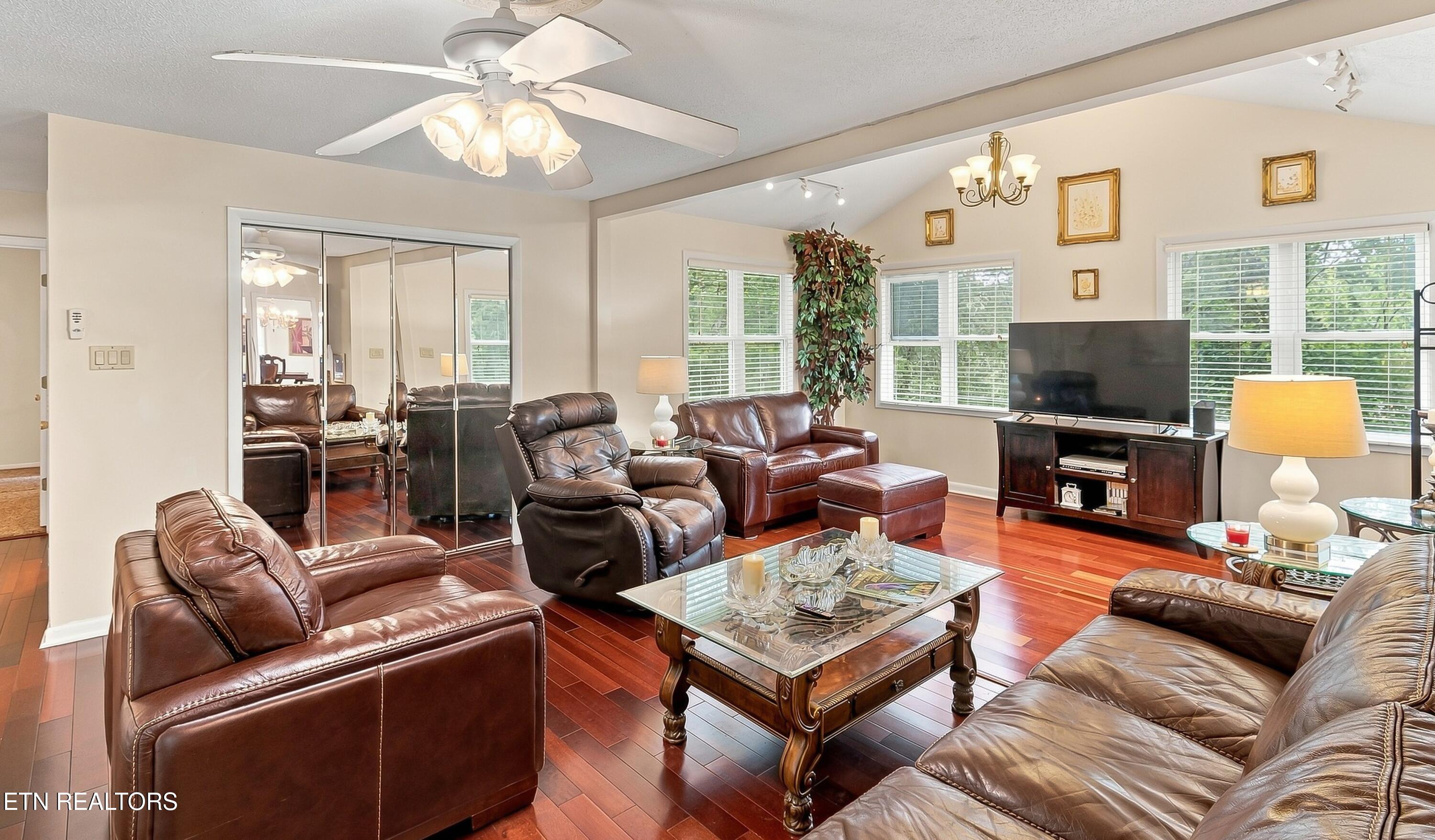 105 Trenton Drive Oak Ridge TN 37830