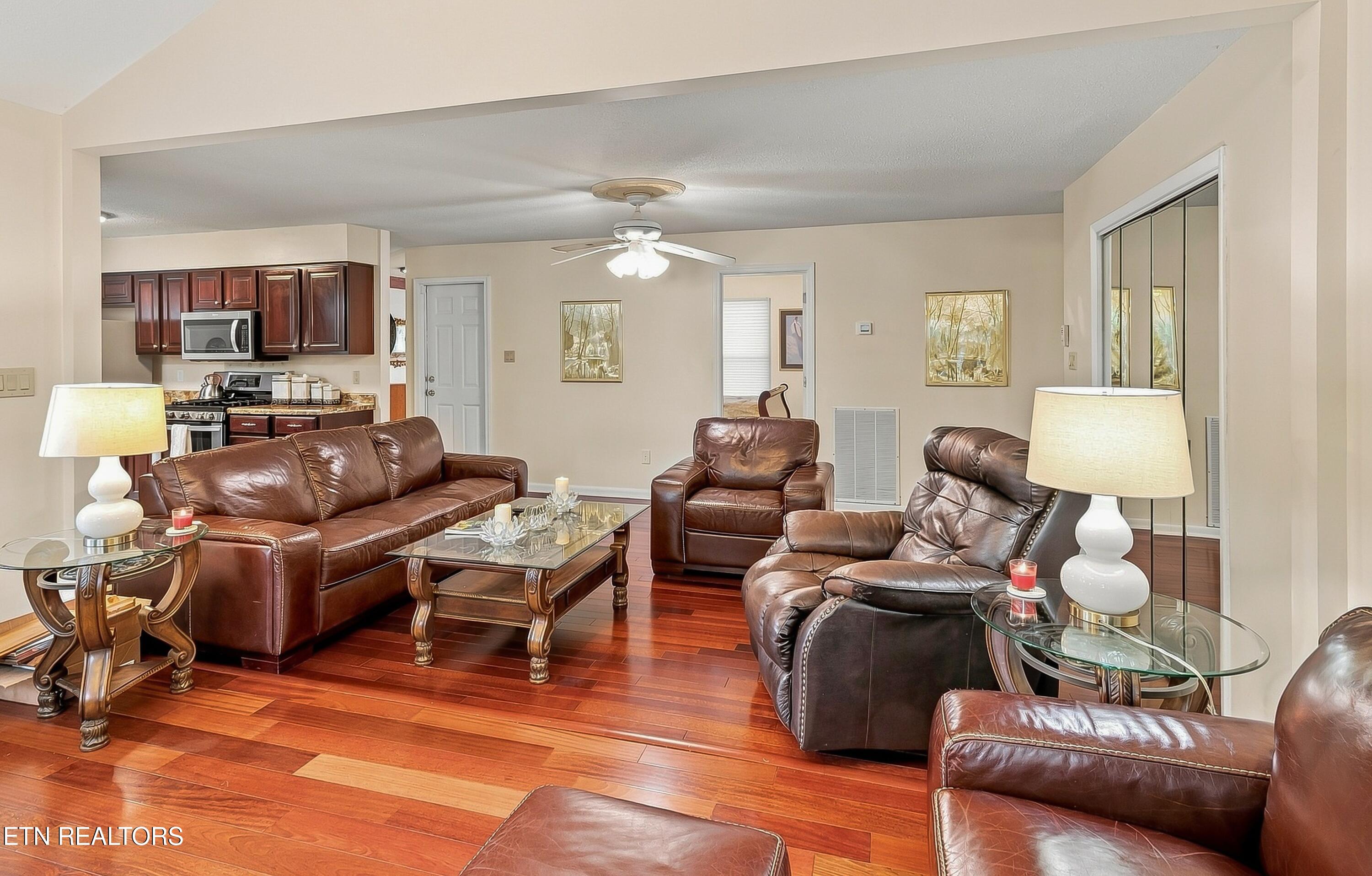 105 Trenton Drive Oak Ridge TN 37830