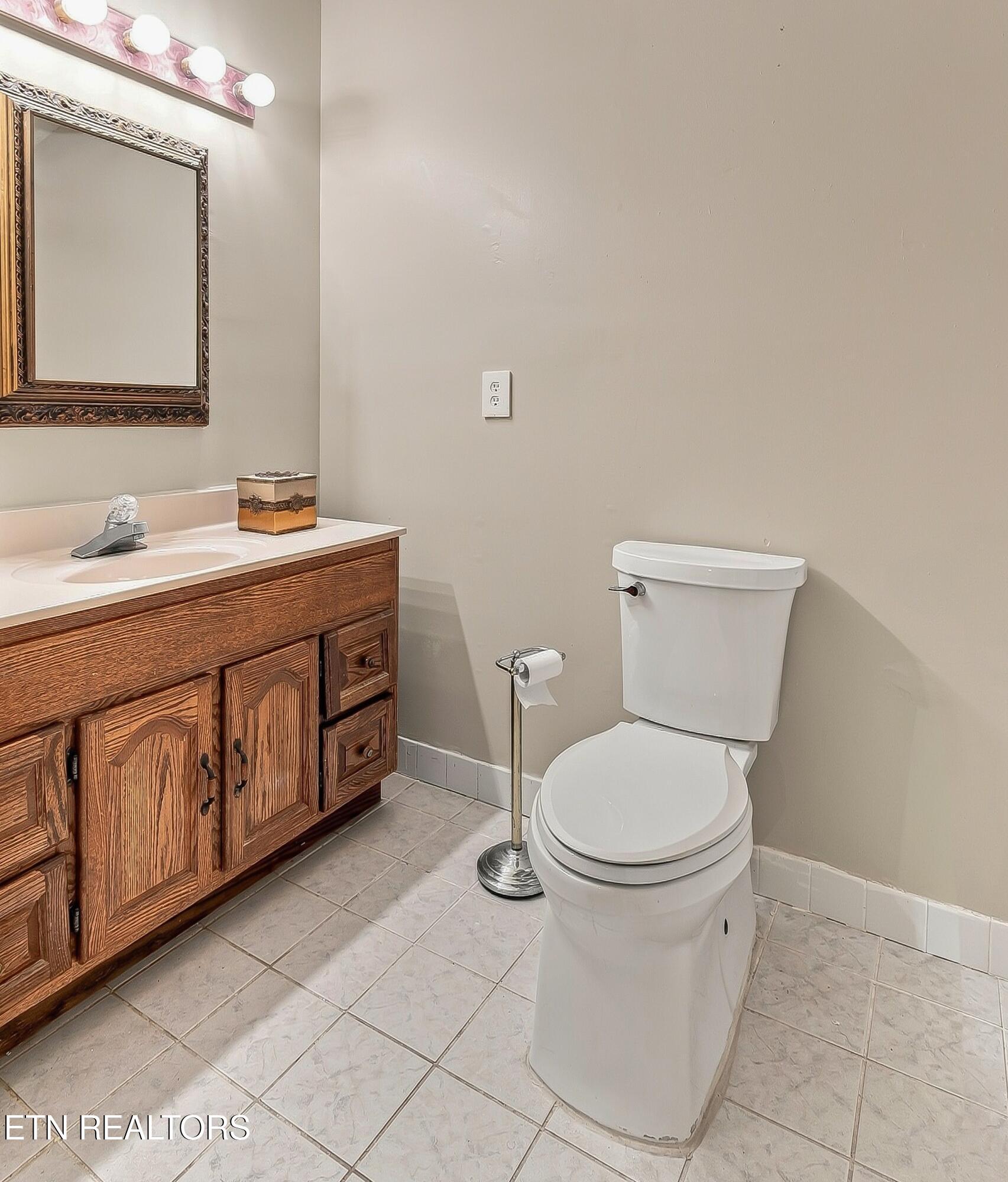 105 Trenton Drive Oak Ridge TN 37830