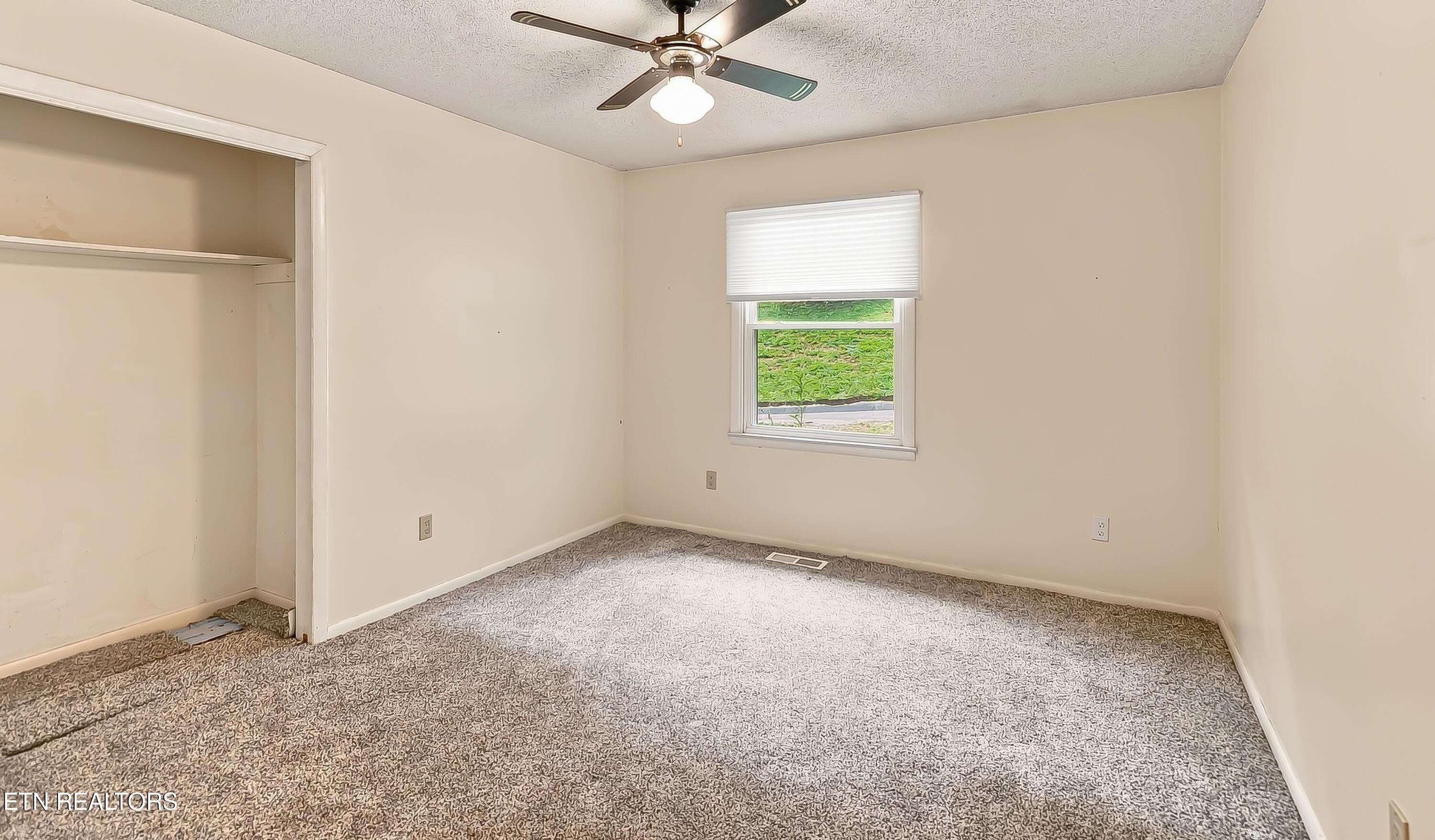 105 Trenton Drive Oak Ridge TN 37830