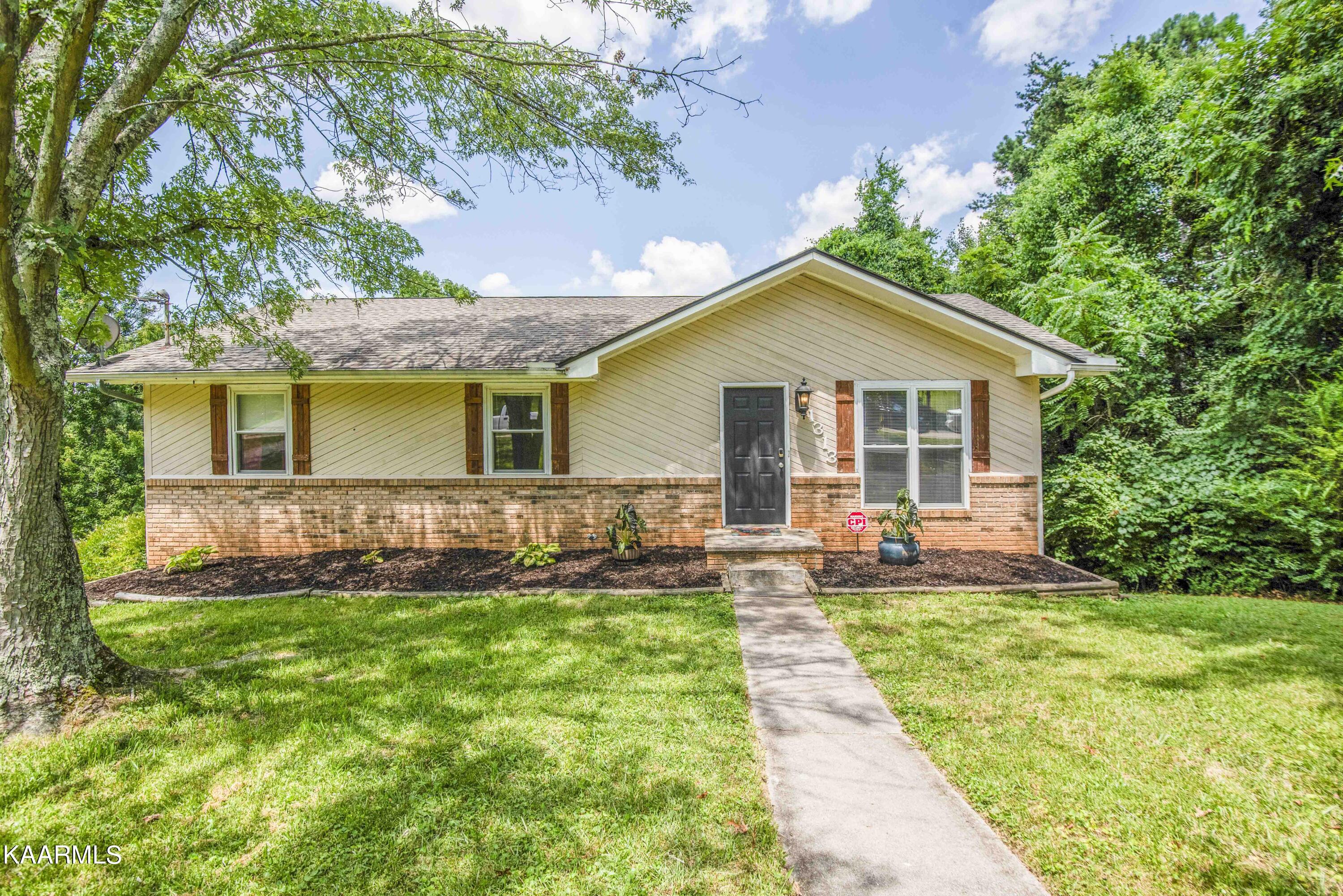 1313 Whittbier Drive Knoxville TN 37932