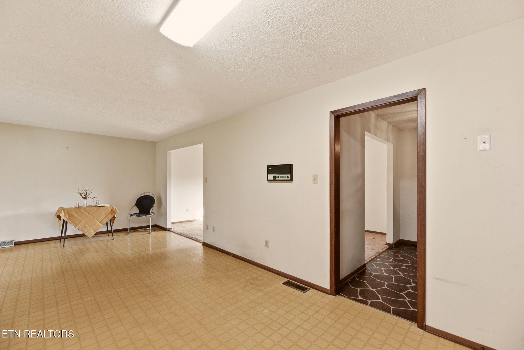 307 Walnut Street Clinton TN 37716