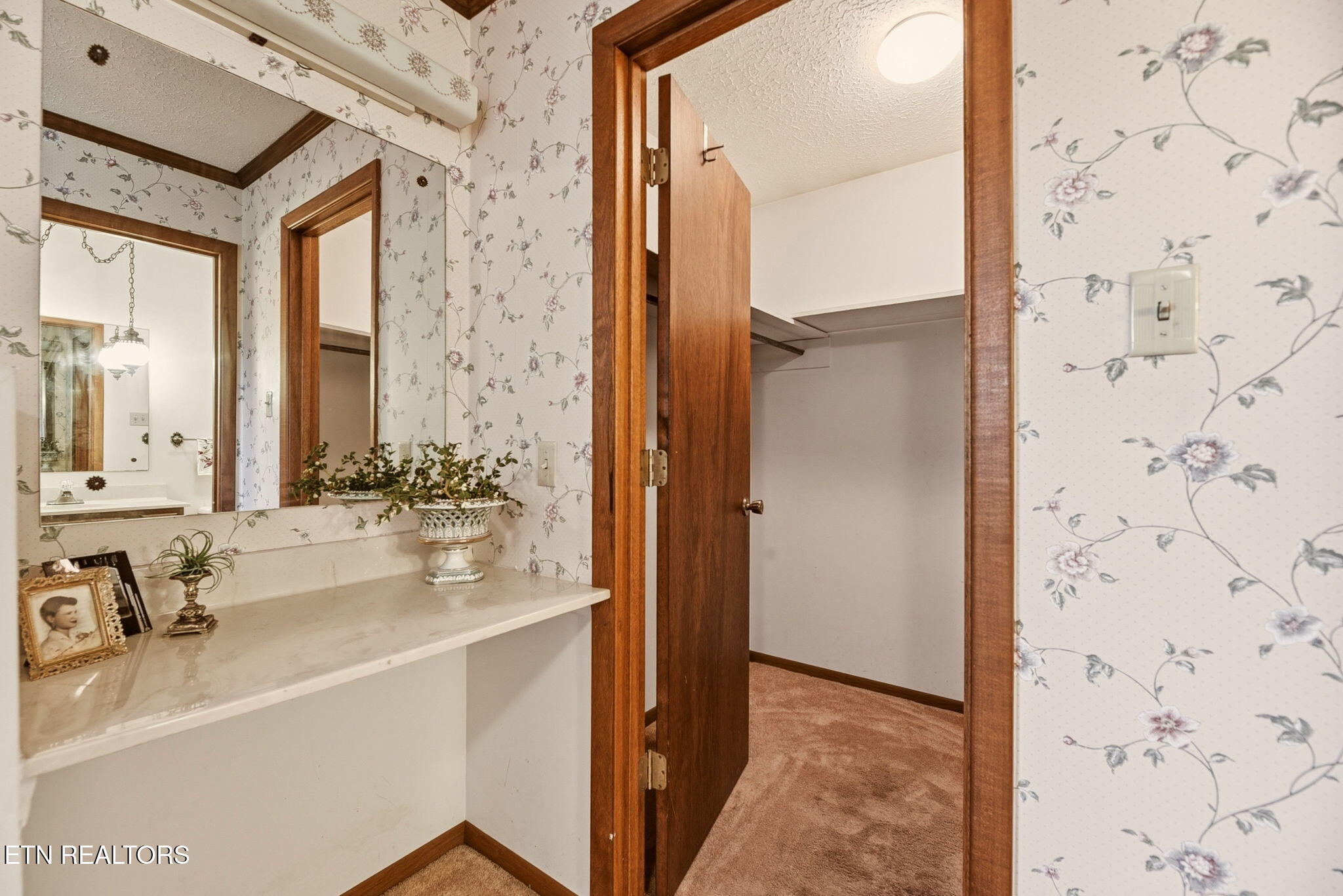 307 Walnut Street Clinton TN 37716