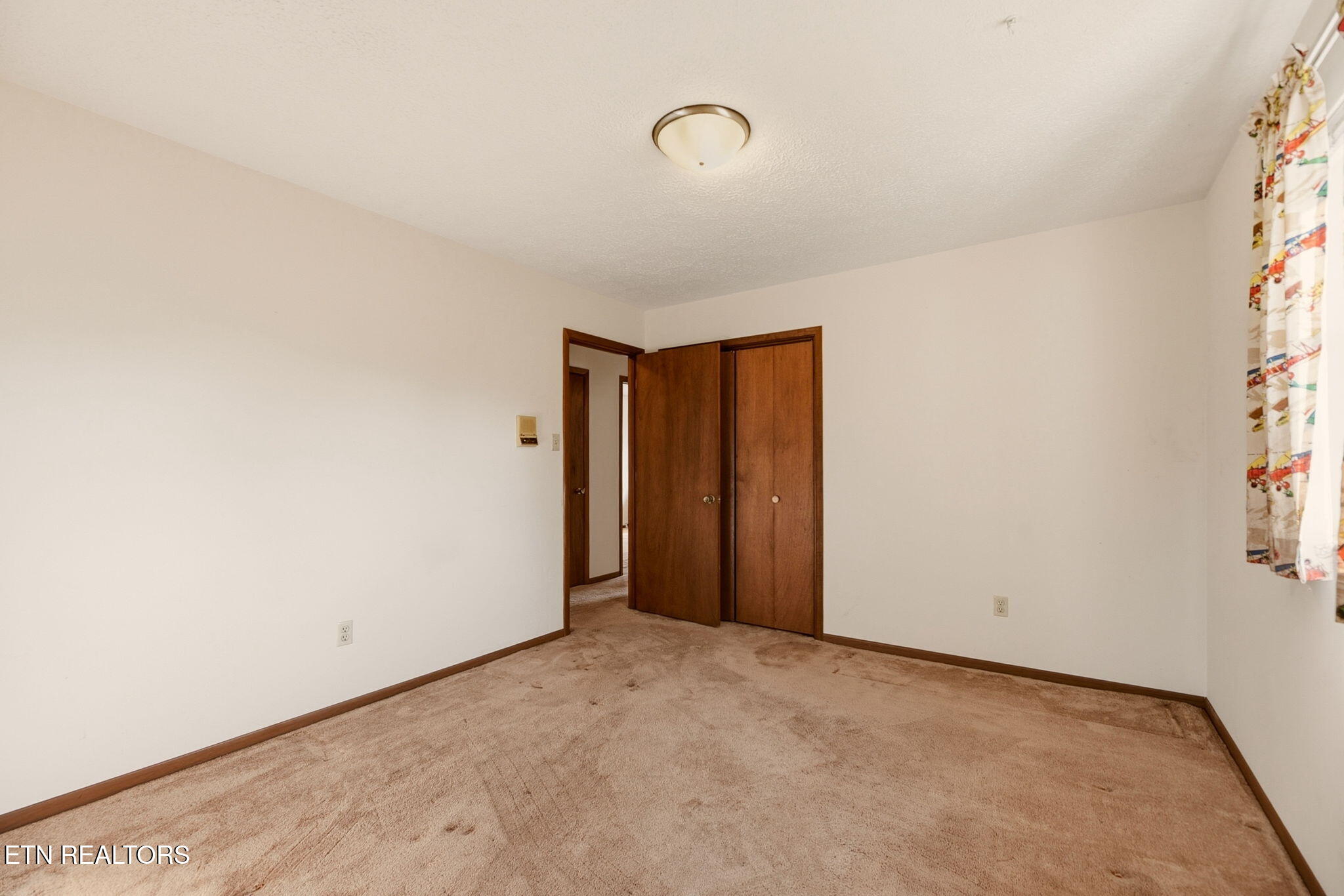 307 Walnut Street Clinton TN 37716