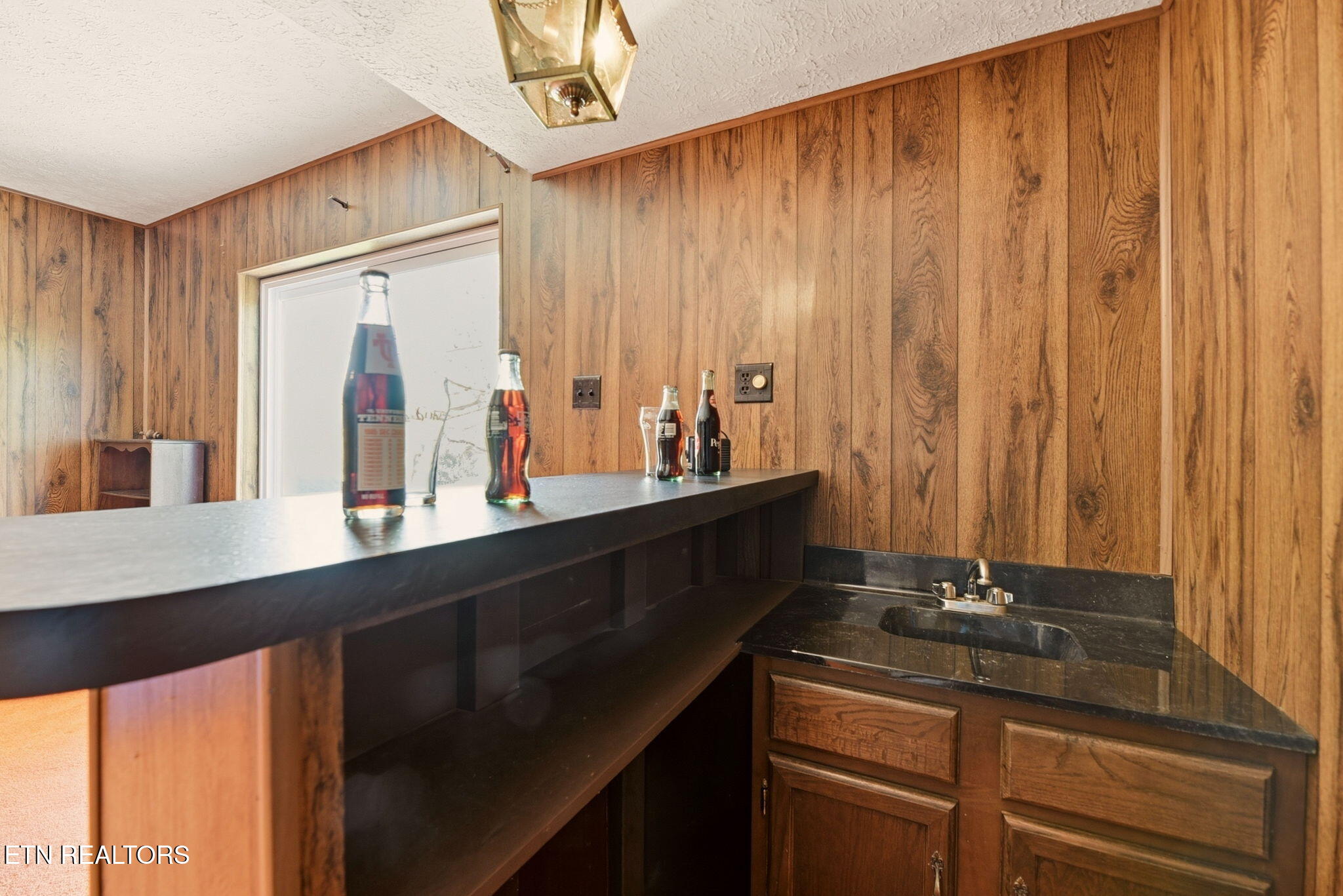 307 Walnut Street Clinton TN 37716