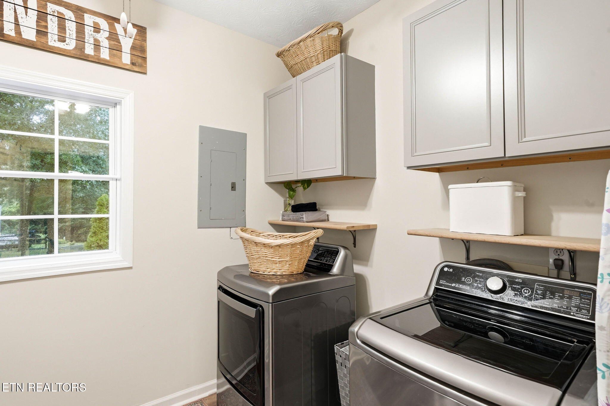 664 Armstrong Drive Dandridge TN 37725