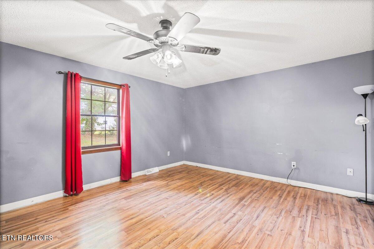 211 Evans Road Jacksboro TN 37757