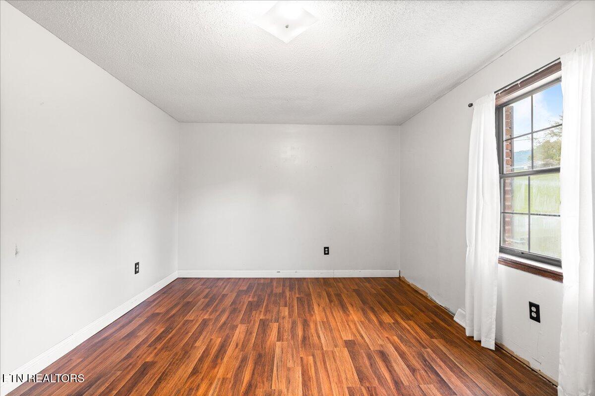 211 Evans Road Jacksboro TN 37757