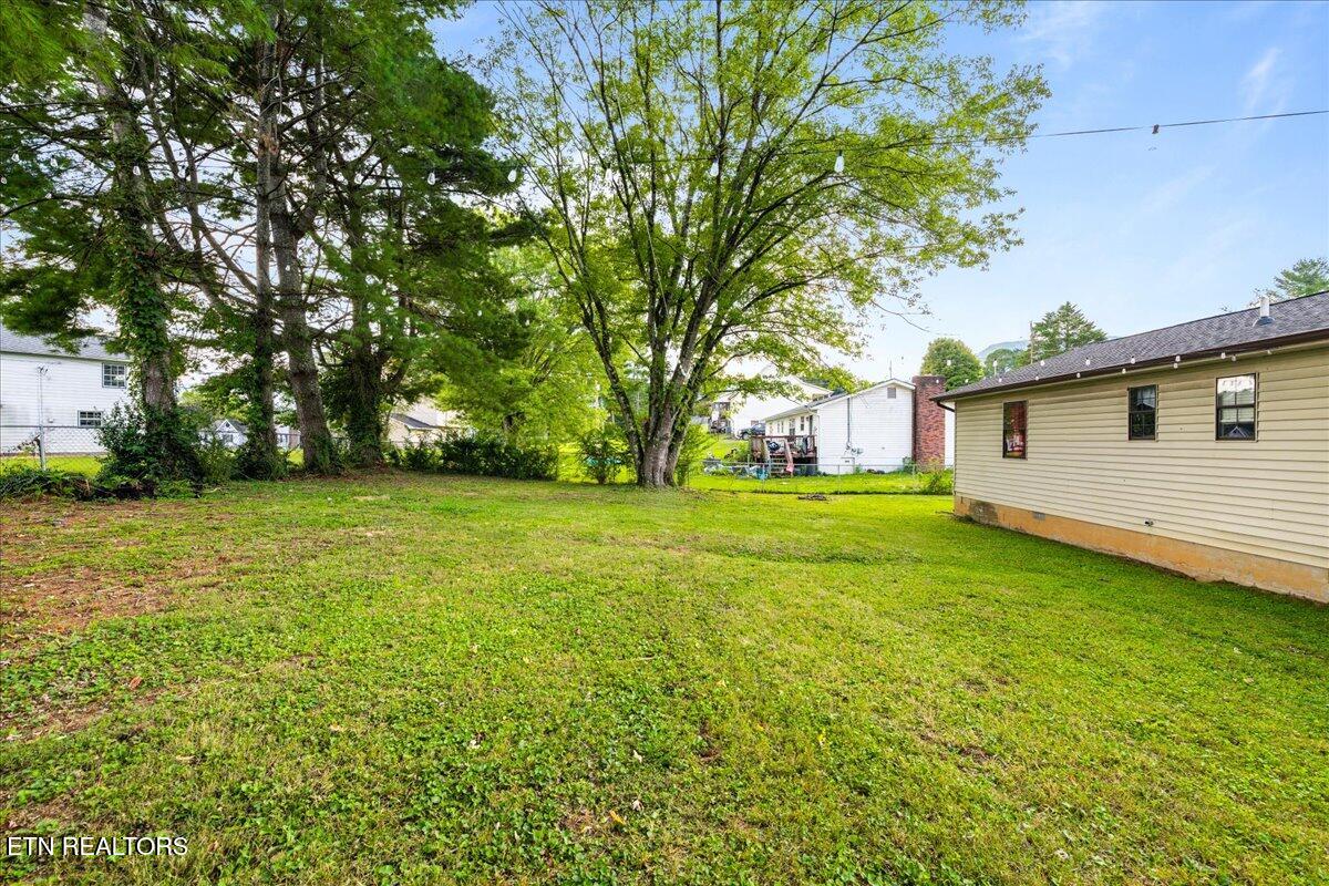 211 Evans Road Jacksboro TN 37757