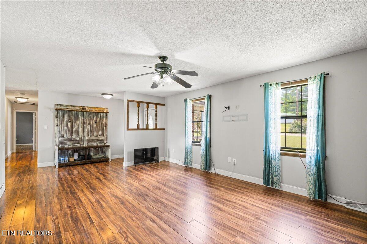 211 Evans Road Jacksboro TN 37757