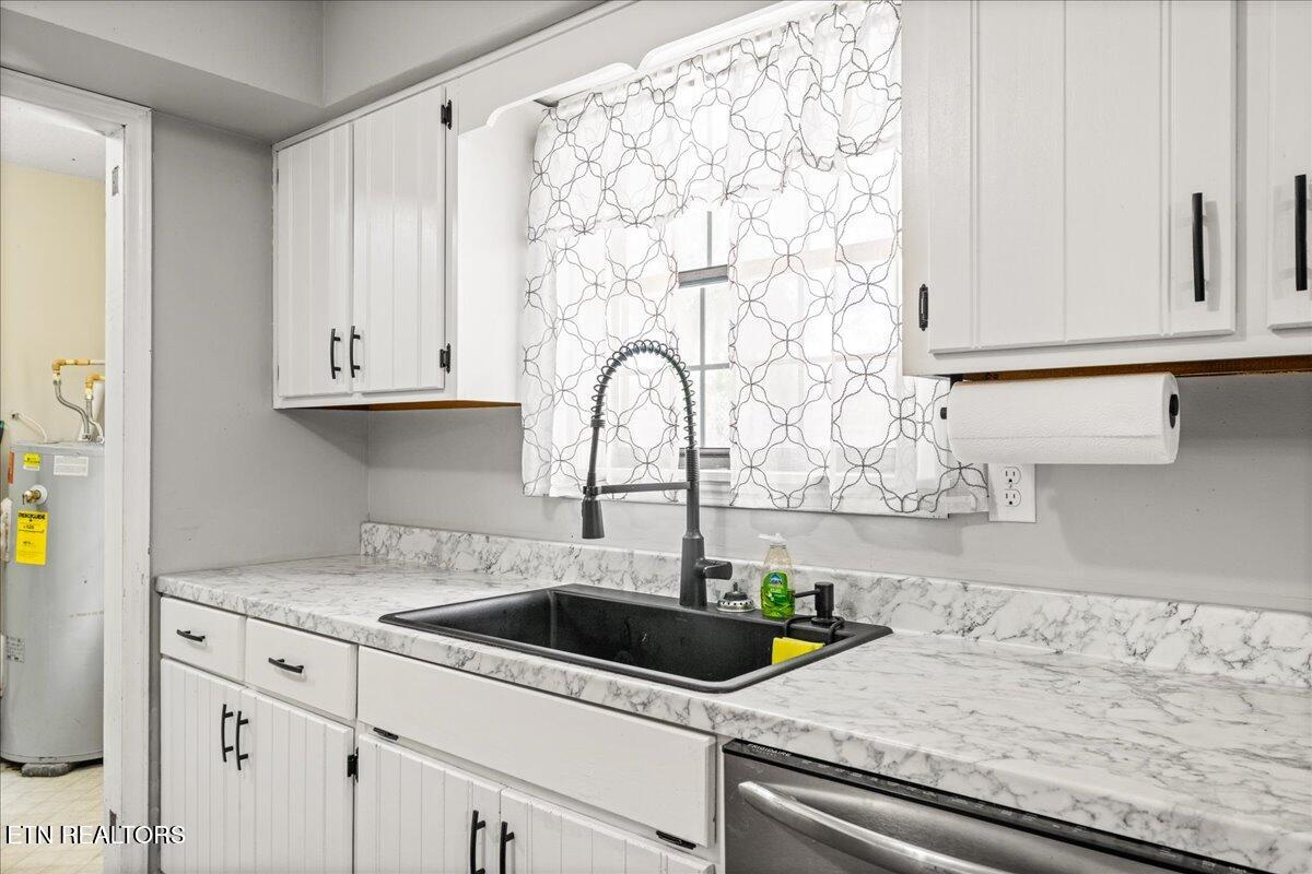 211 Evans Road Jacksboro TN 37757