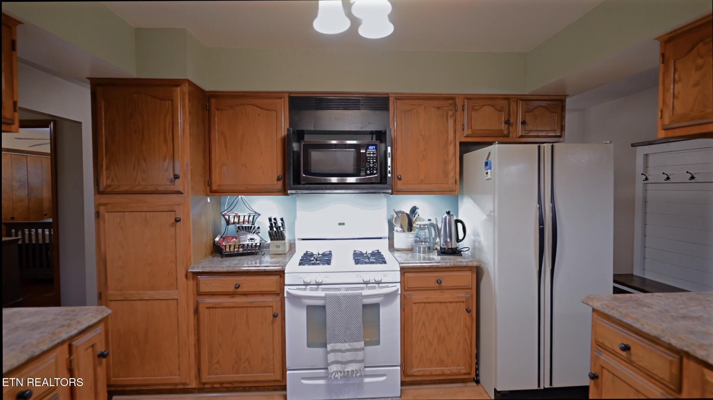 162 Mineral Springs Lane Jacksboro TN 37757
