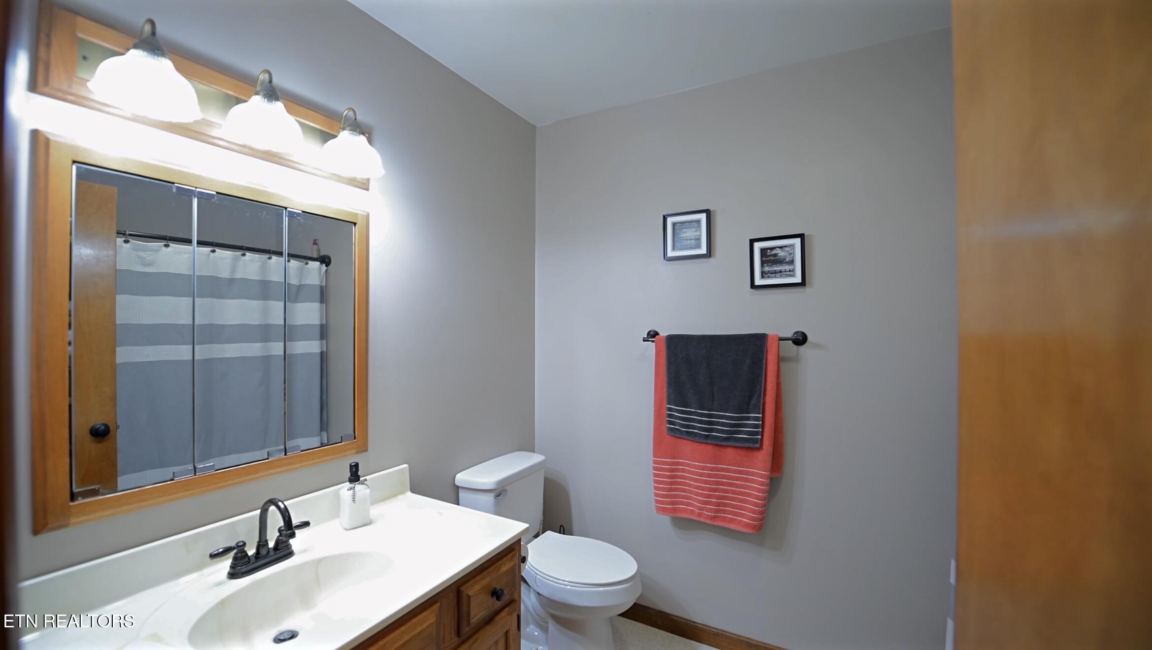 162 Mineral Springs Lane Jacksboro TN 37757