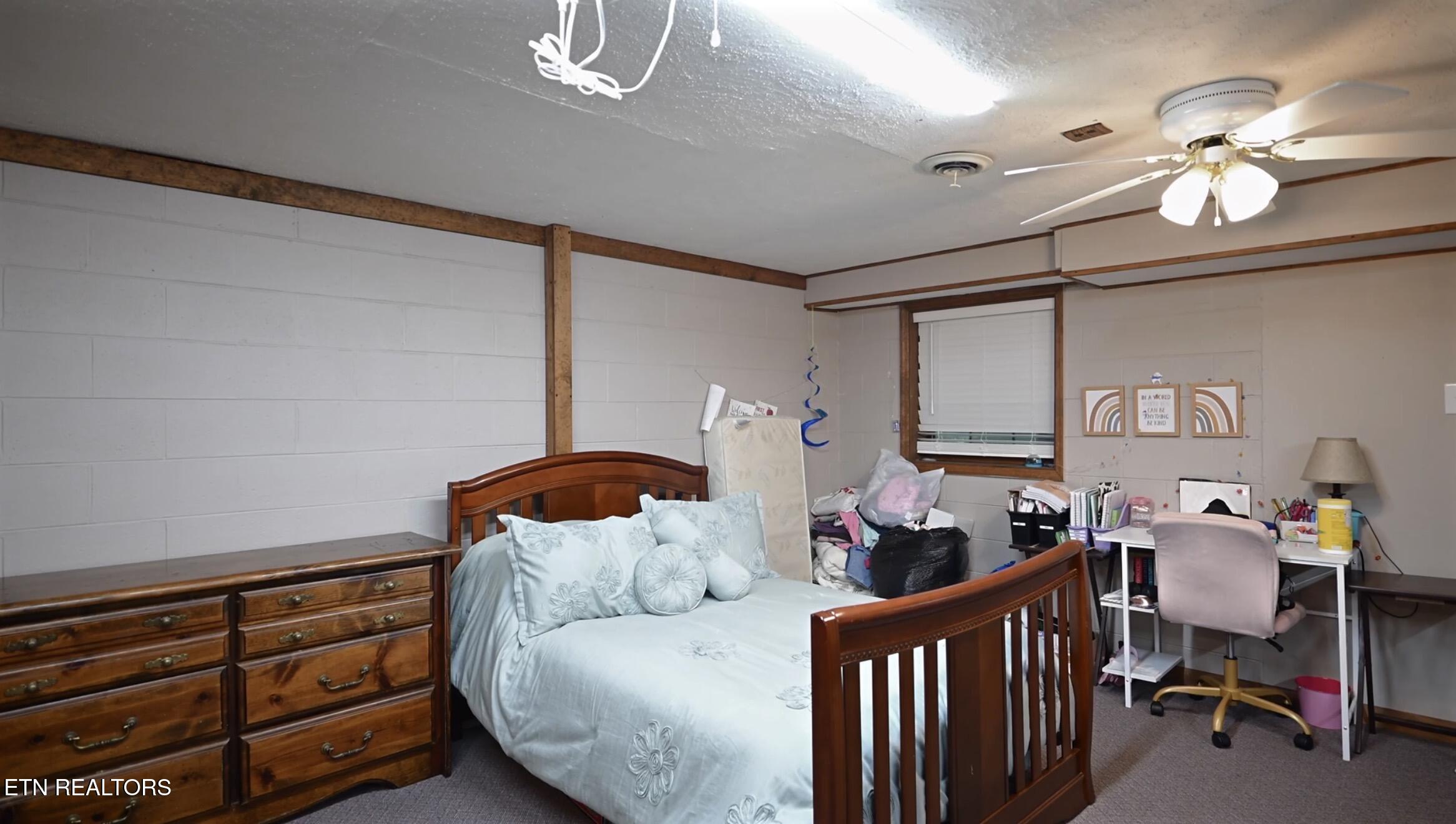 162 Mineral Springs Lane Jacksboro TN 37757