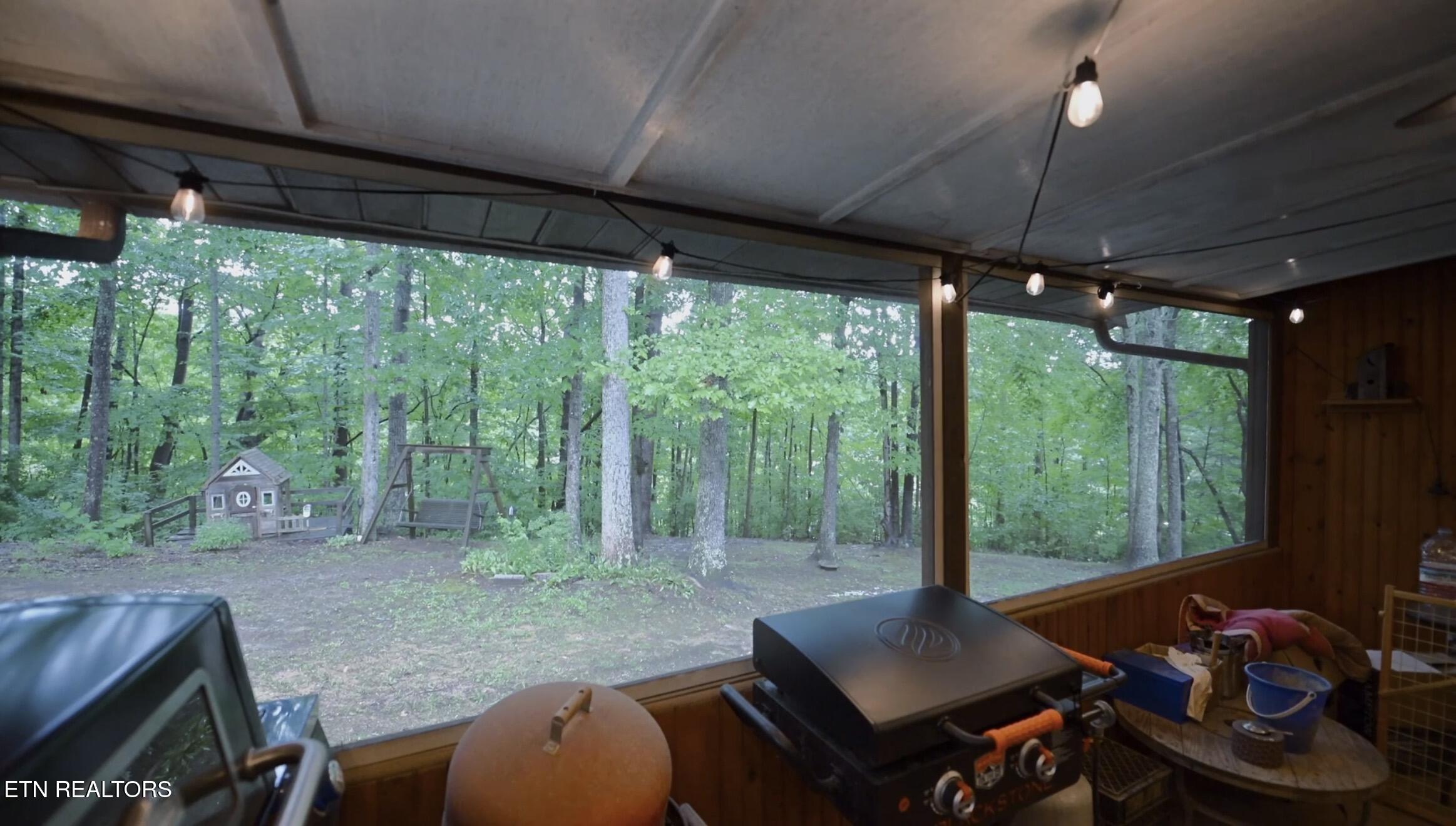 162 Mineral Springs Lane Jacksboro TN 37757