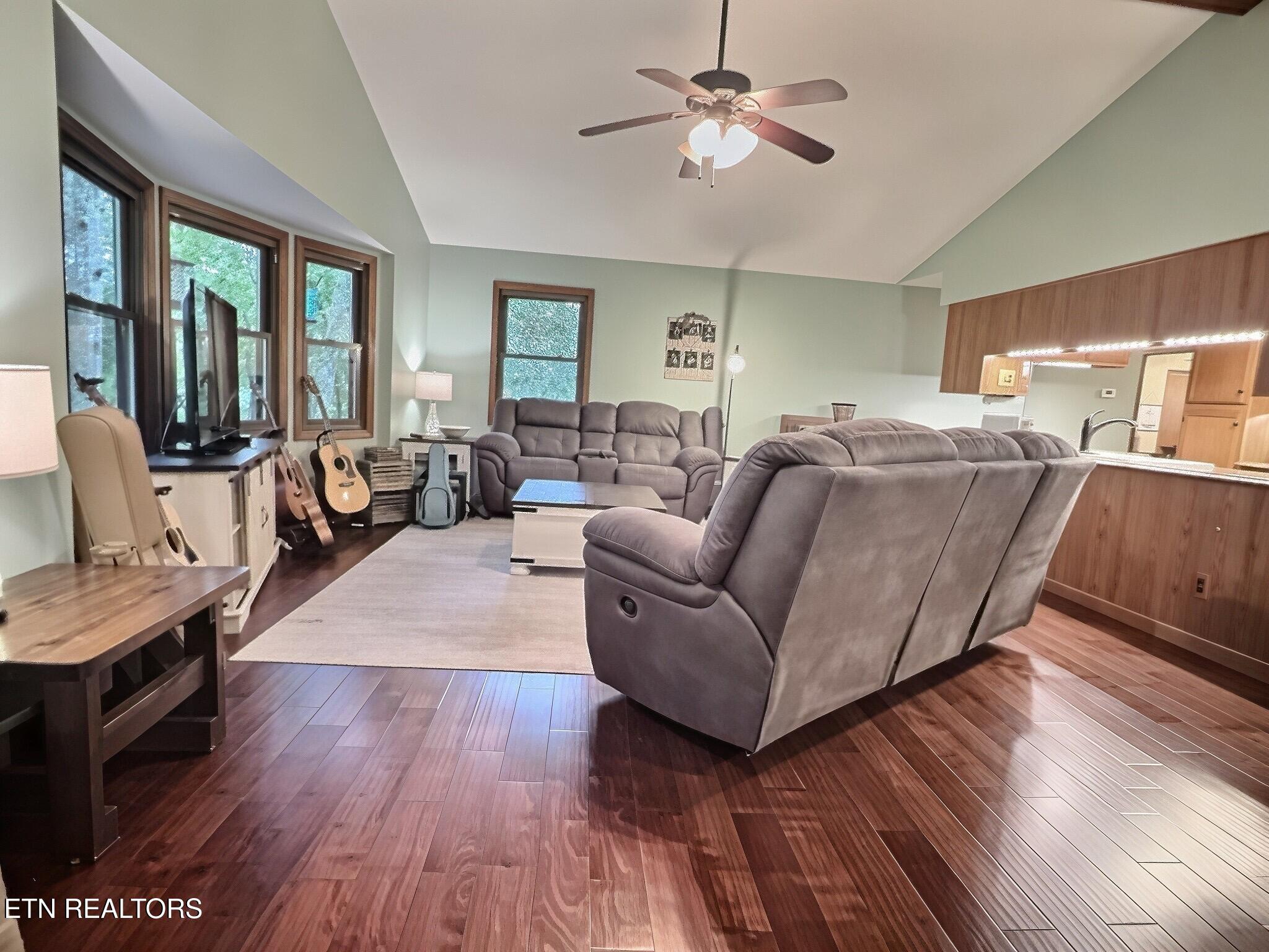 162 Mineral Springs Lane Jacksboro TN 37757