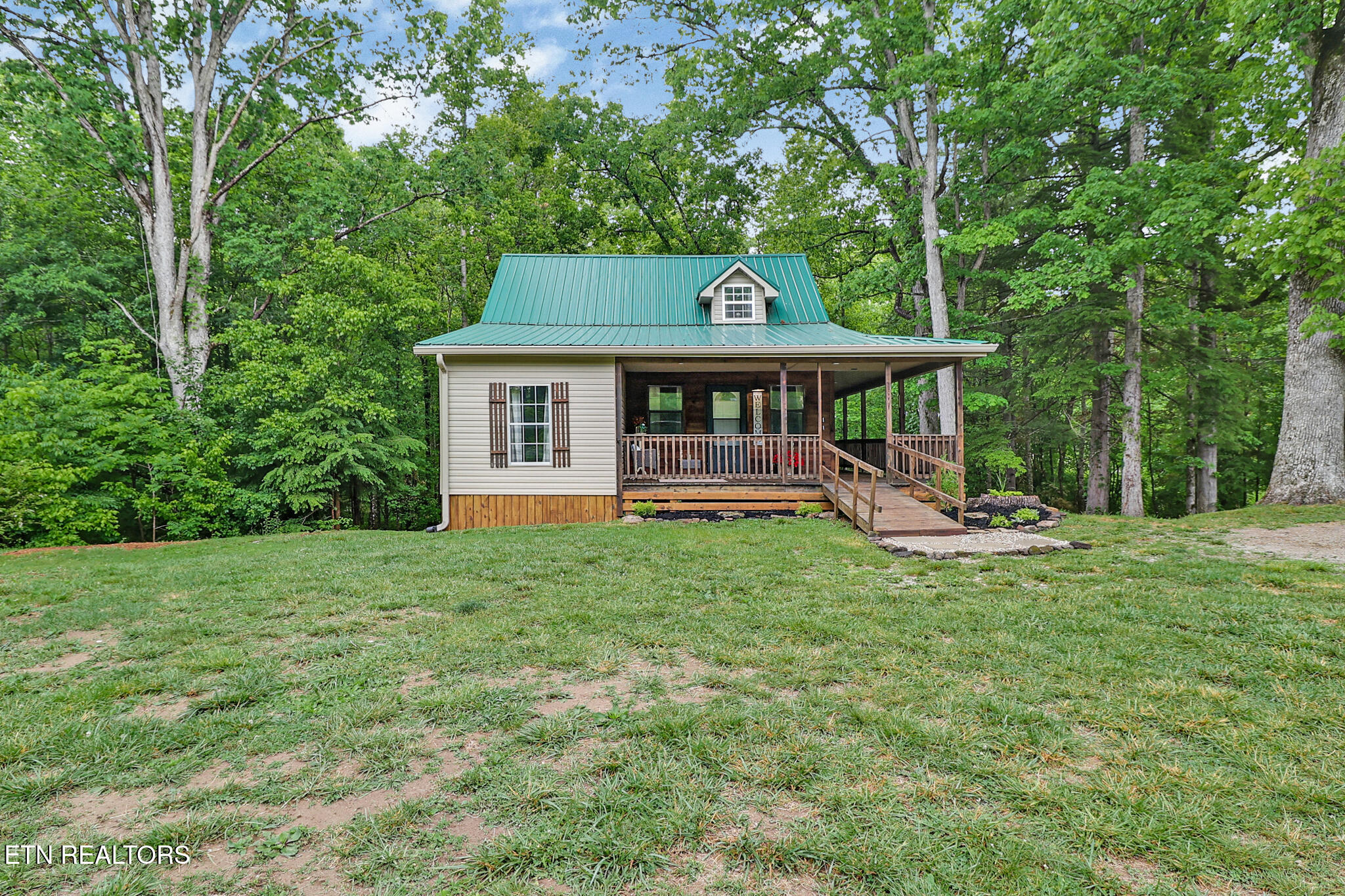 1421 Taylor Place Road Jamestown TN 38556