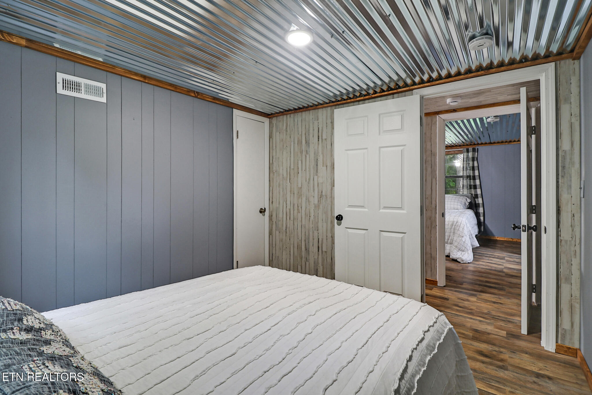 1421 Taylor Place Road Jamestown TN 38556