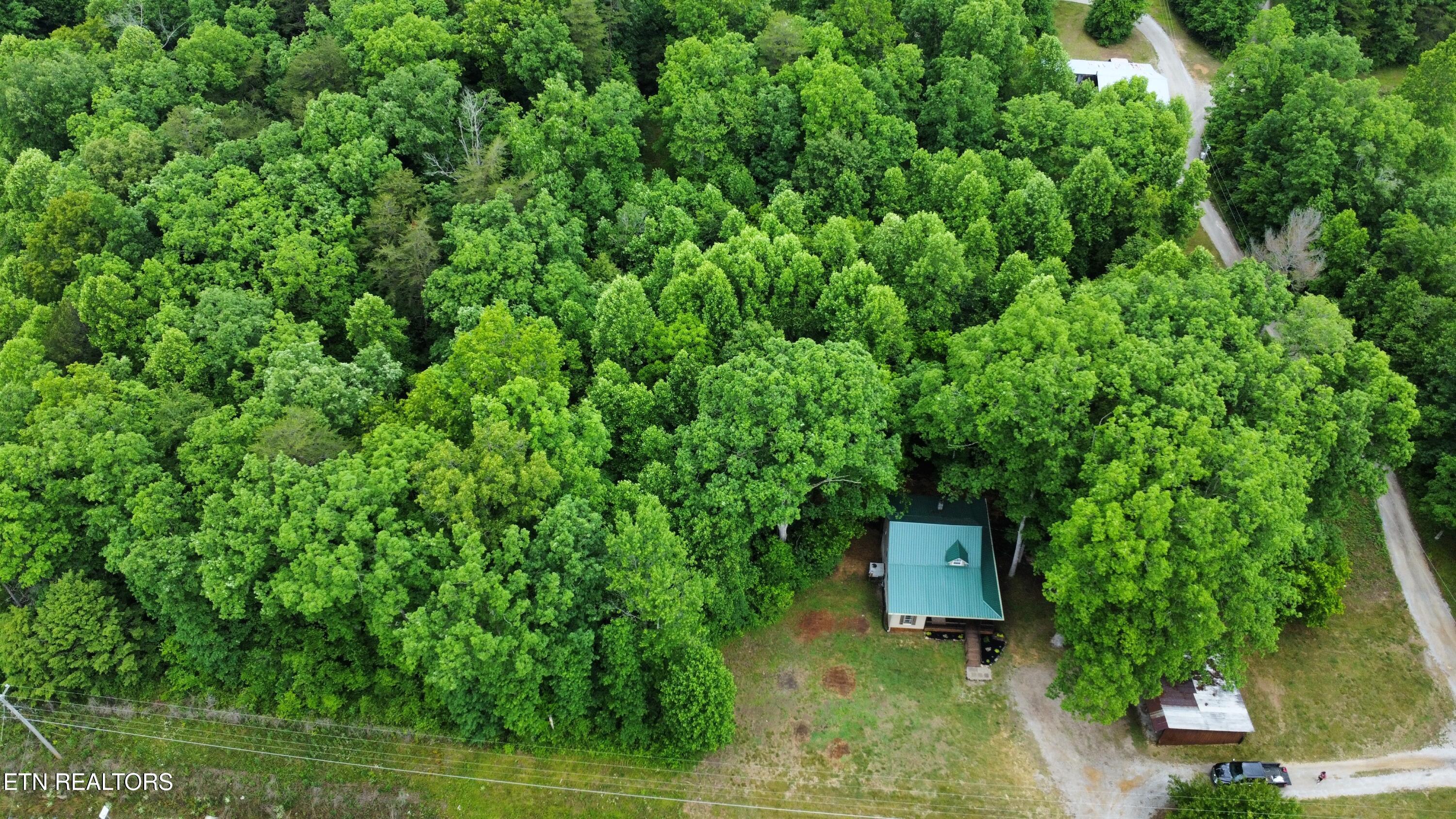 1421 Taylor Place Road Jamestown TN 38556