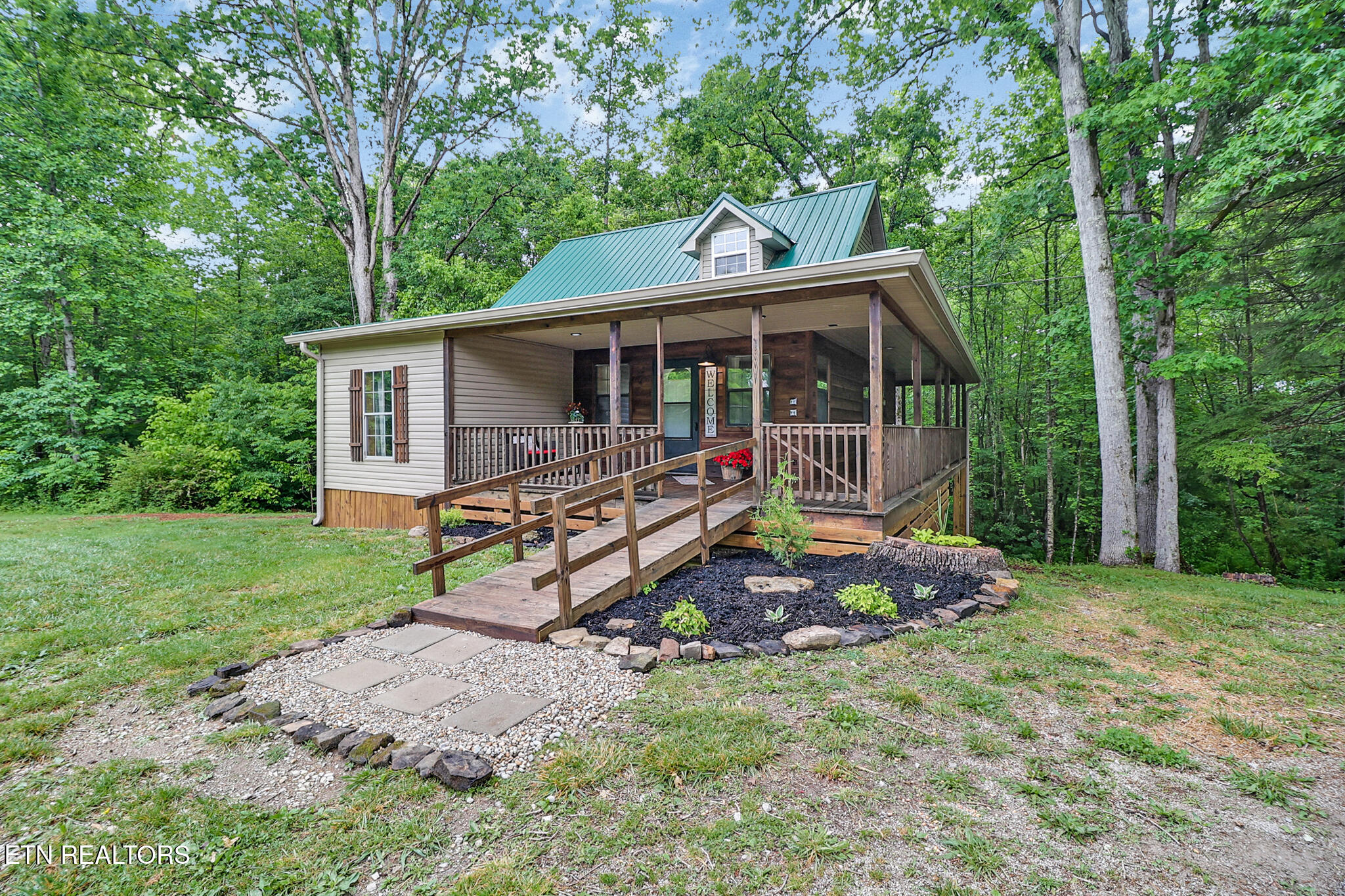 1421 Taylor Place Road Jamestown TN 38556