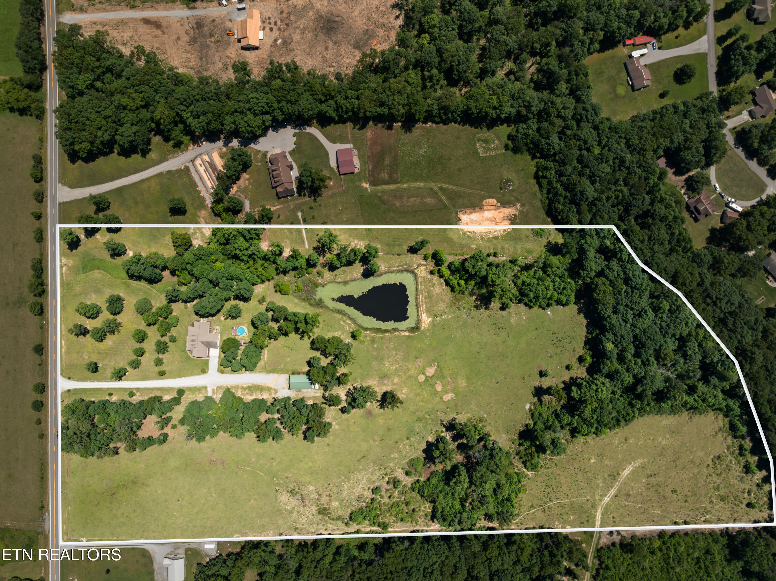 5171 Wilder Road 20.98ac Road Grimsley TN 38565