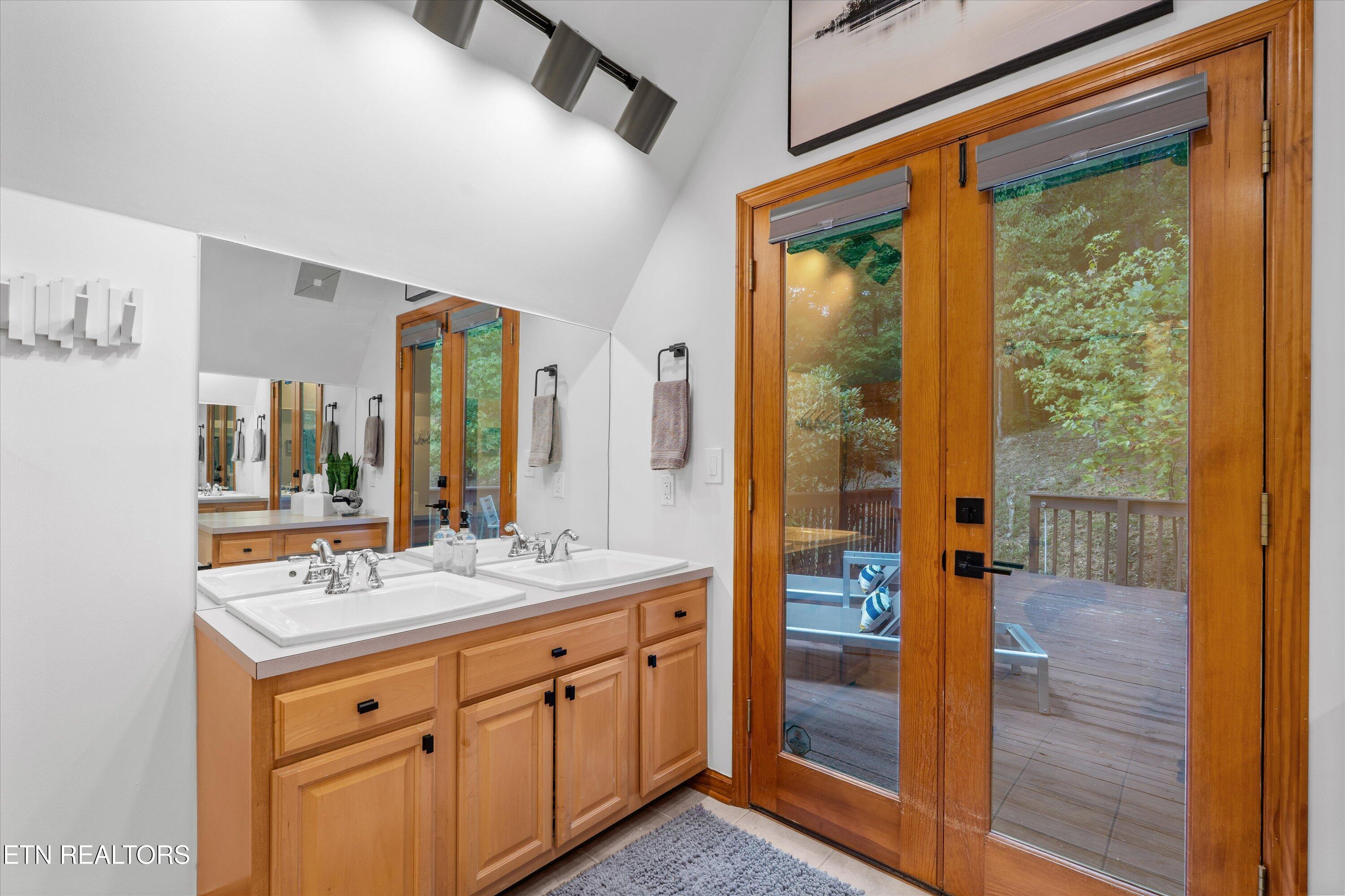 340 Parsons Shores Drive Sharps Chapel TN 37866