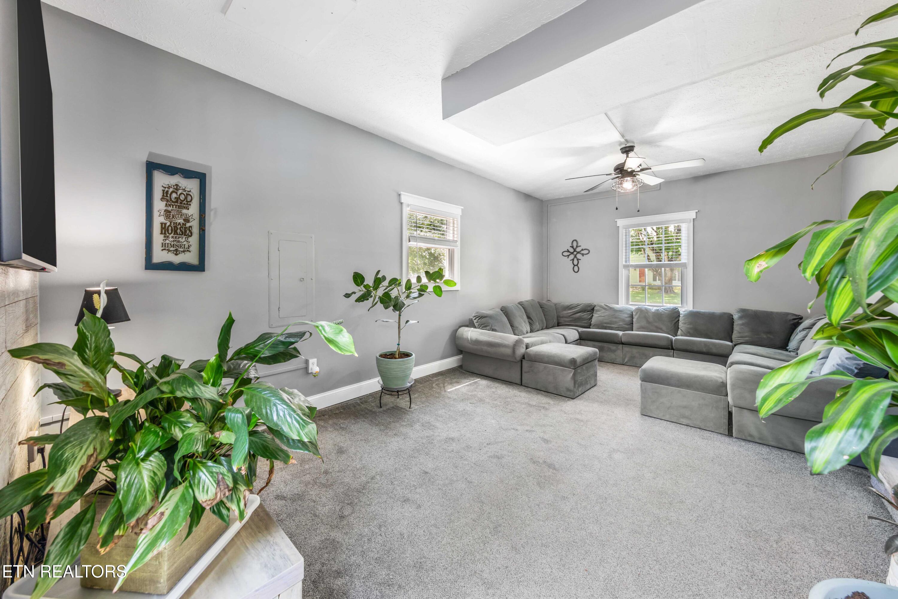 215 Tusculum Drive Oak Ridge TN 37830