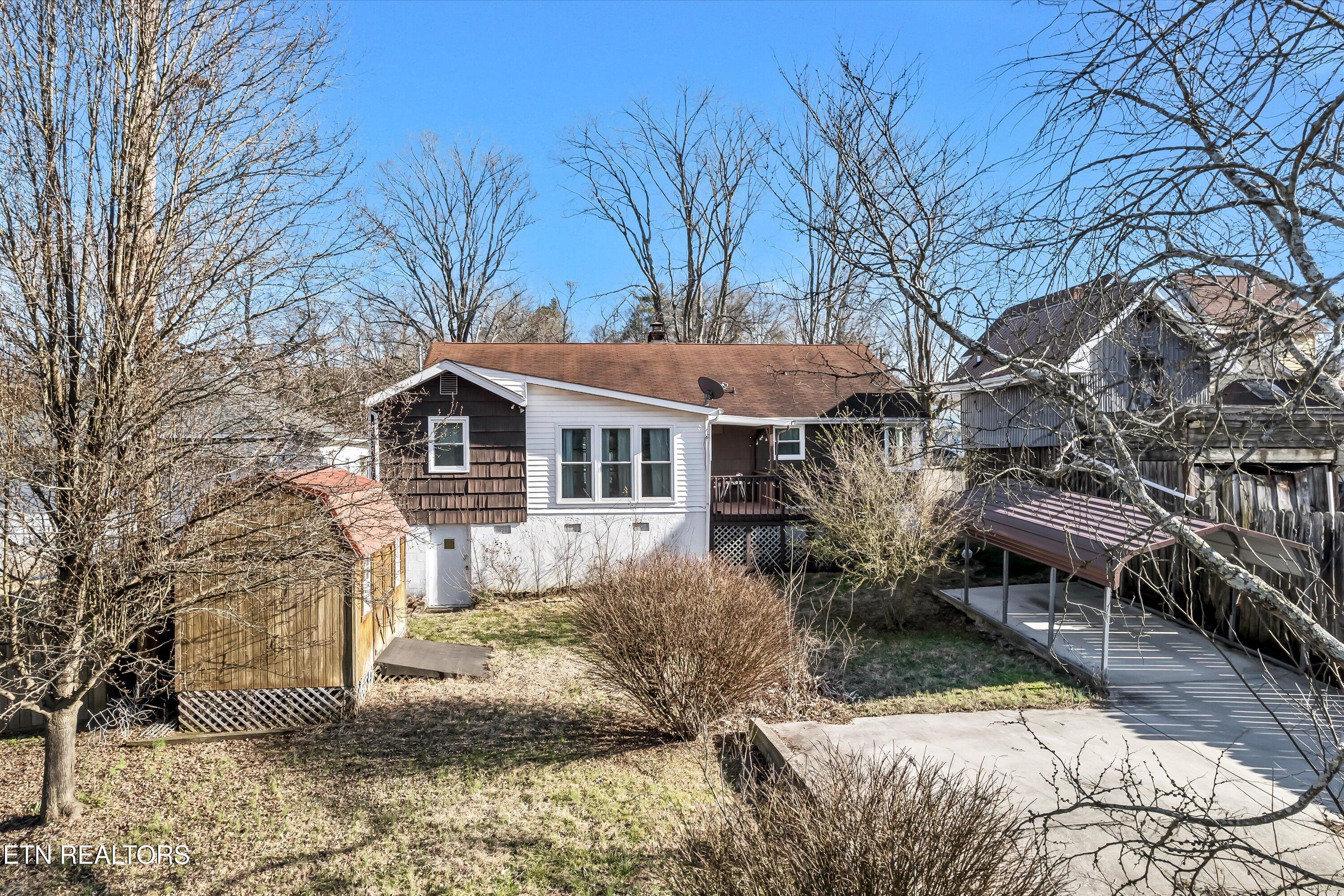 219 N Douglas Avenue Rockwood TN 37854