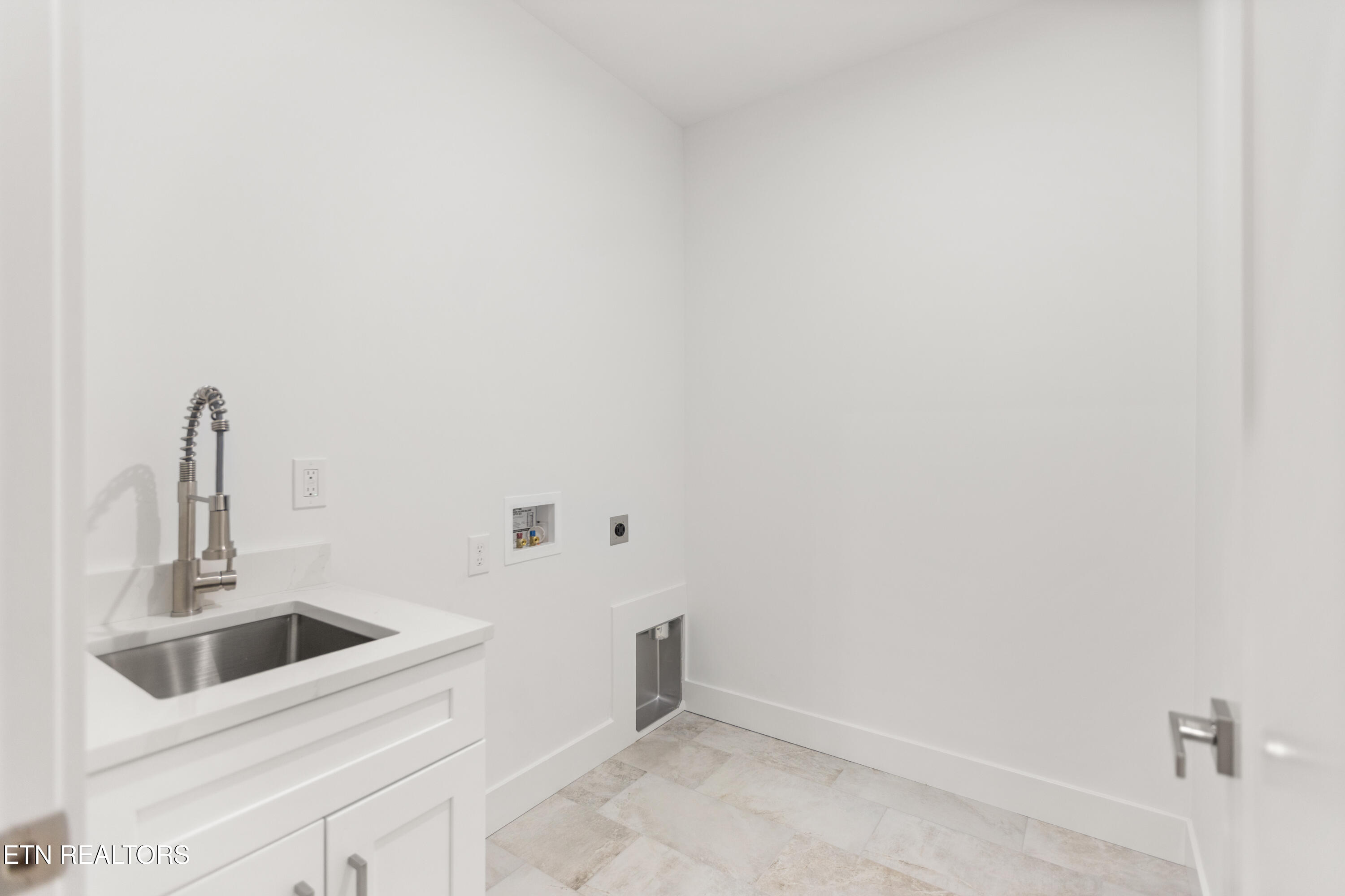 2009 Mountair Drive Knoxville TN 37924