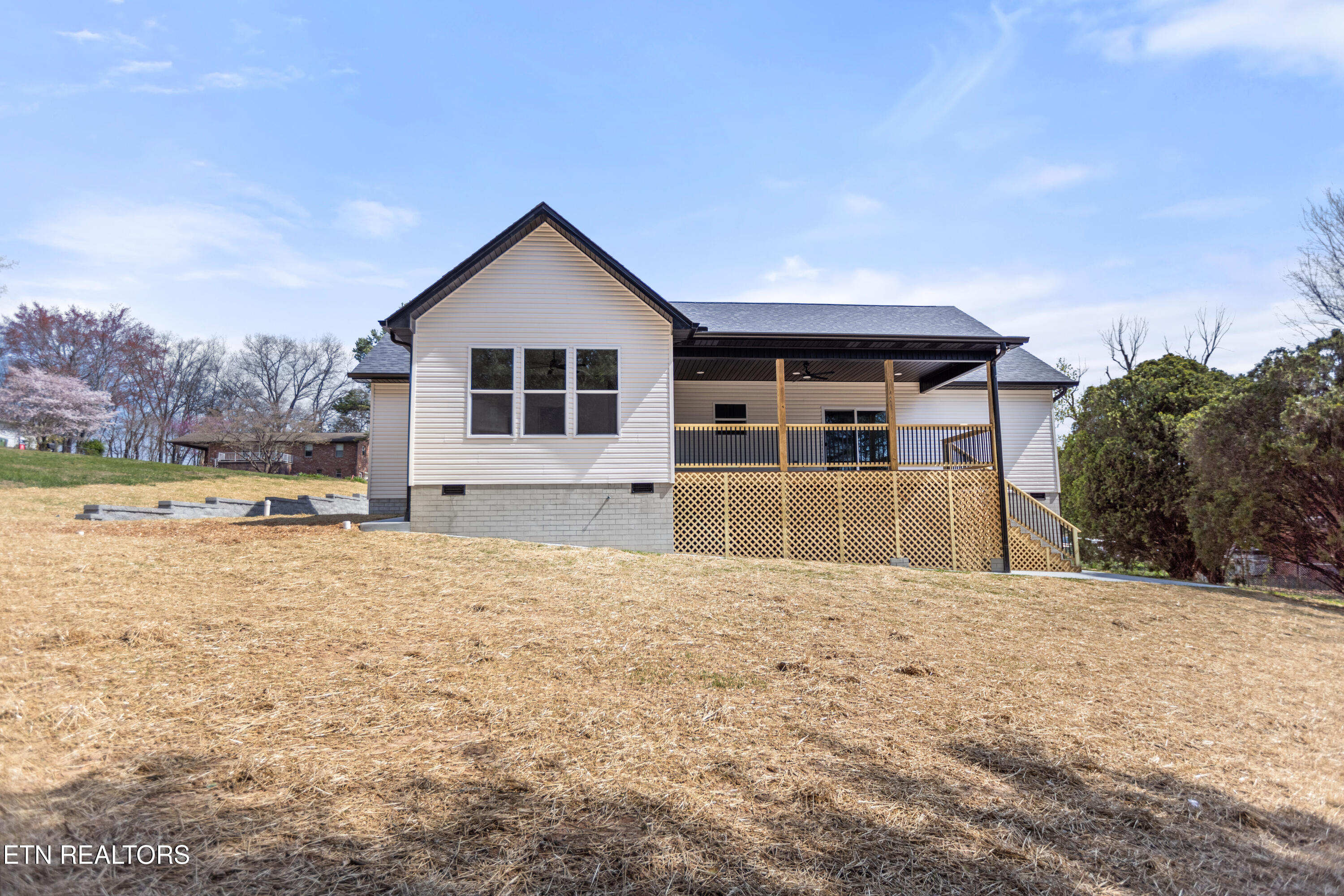 2009 Mountair Drive Knoxville TN 37924