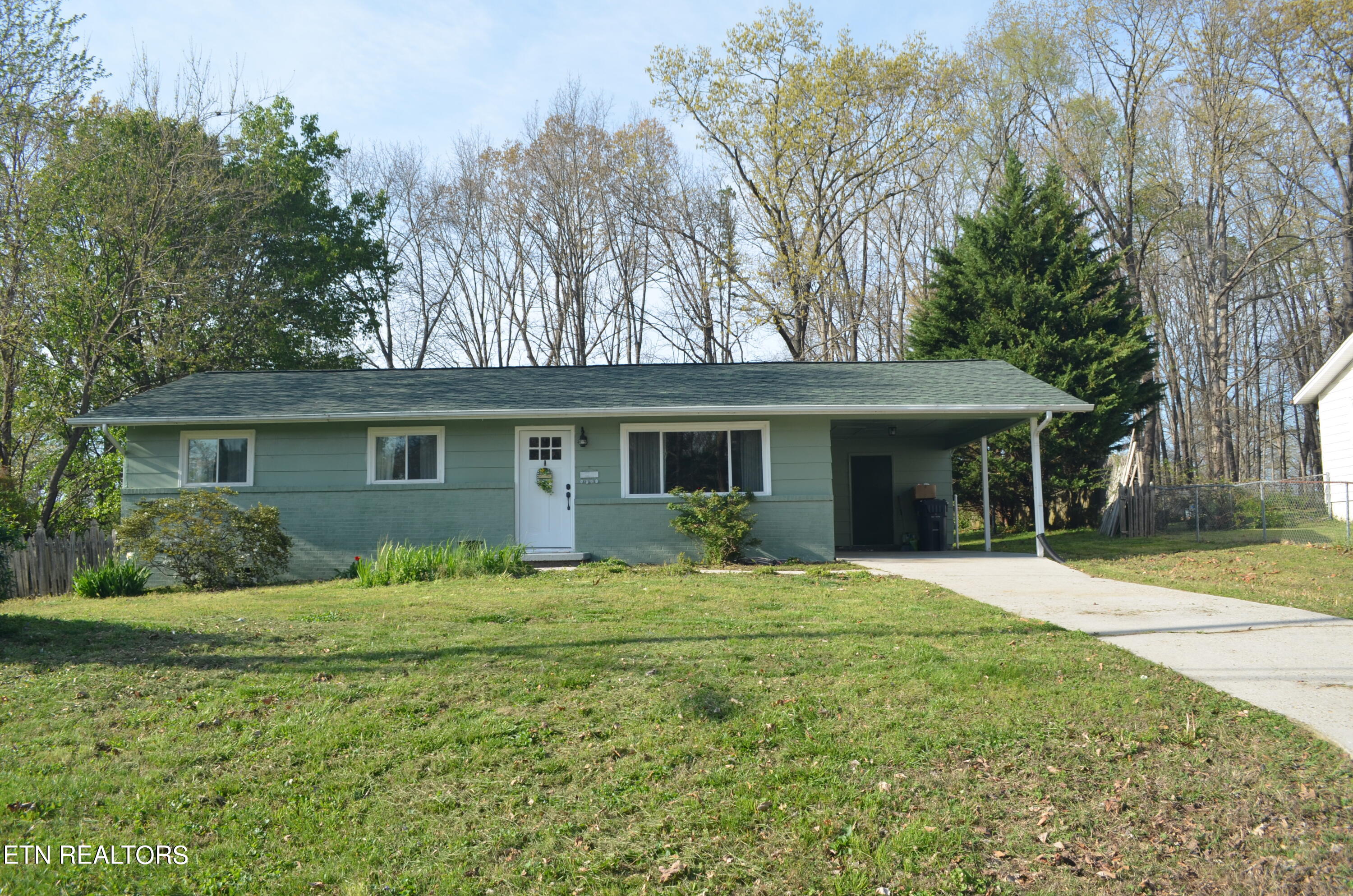 5021 Fleetwood Drive Knoxville TN 37921