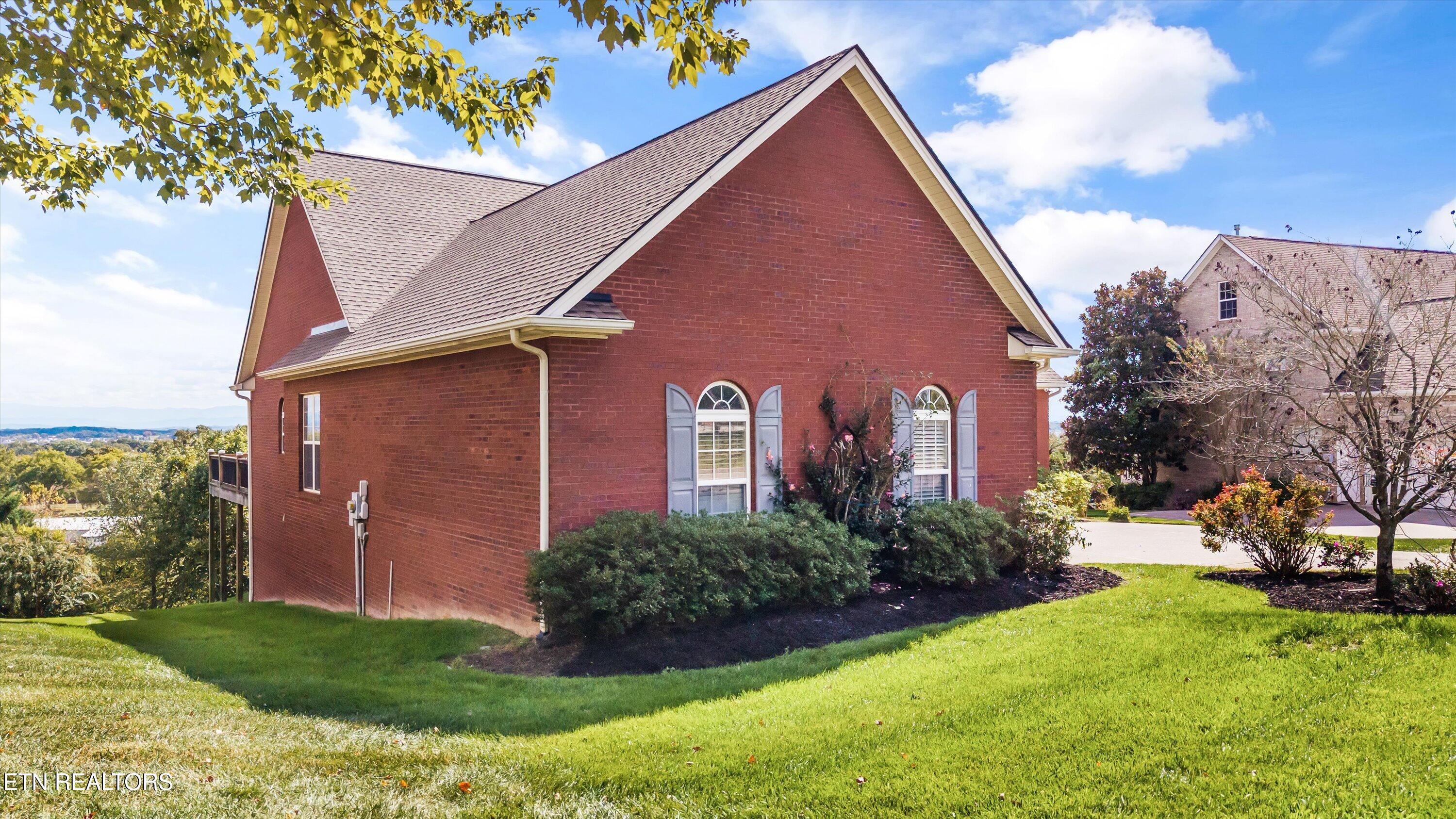9336 Ridges Meadow Lane Knoxville TN 37931