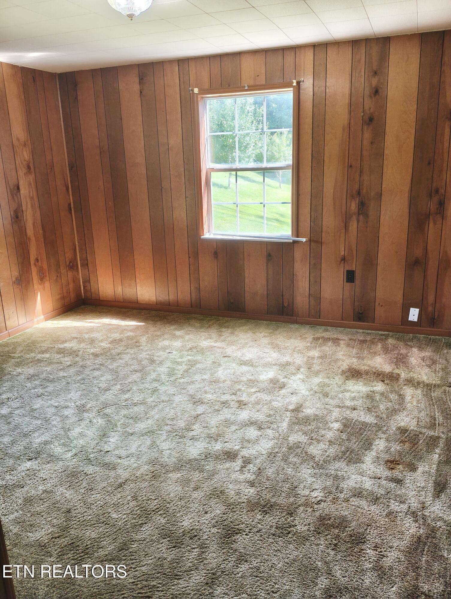 1947 Oody Road Loudon TN 37774
