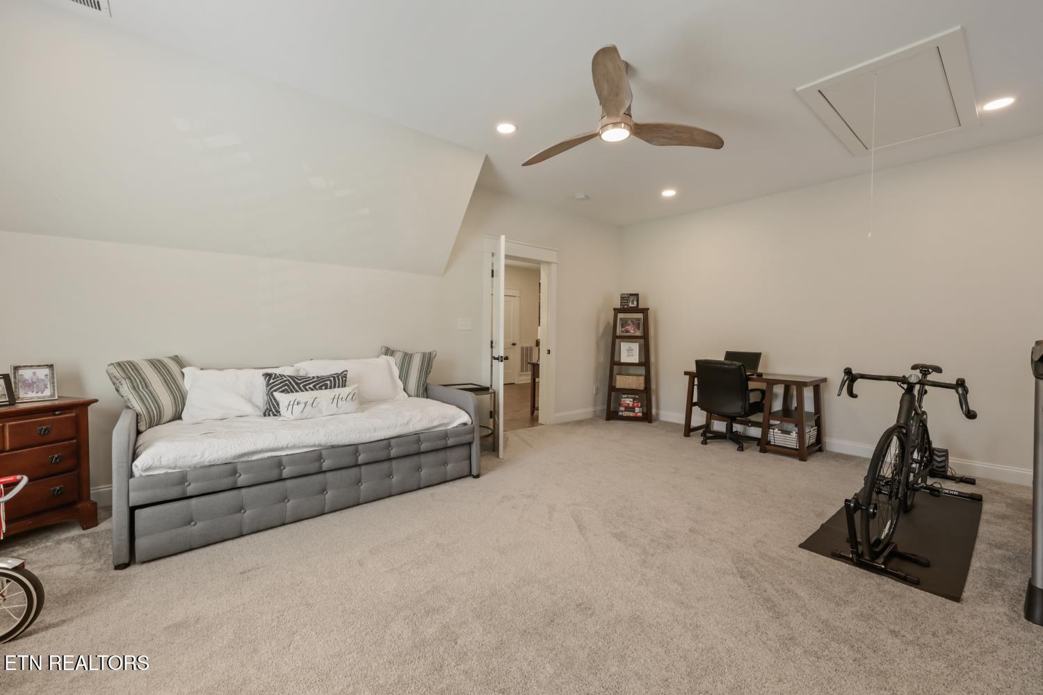 9729 Lantern Way Knoxville TN 37922