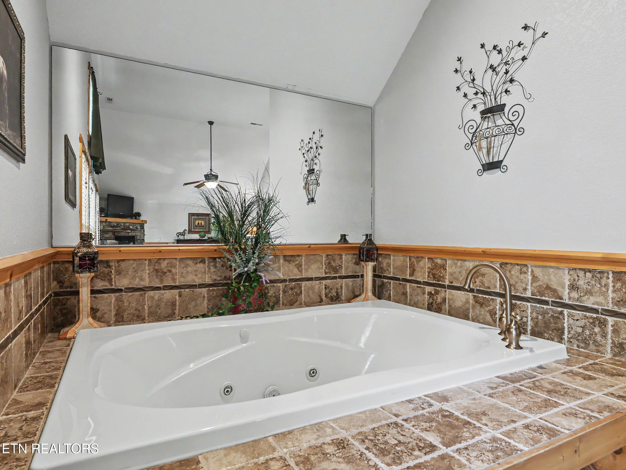 3521 Sandridge Way Pigeon Forge TN 37863