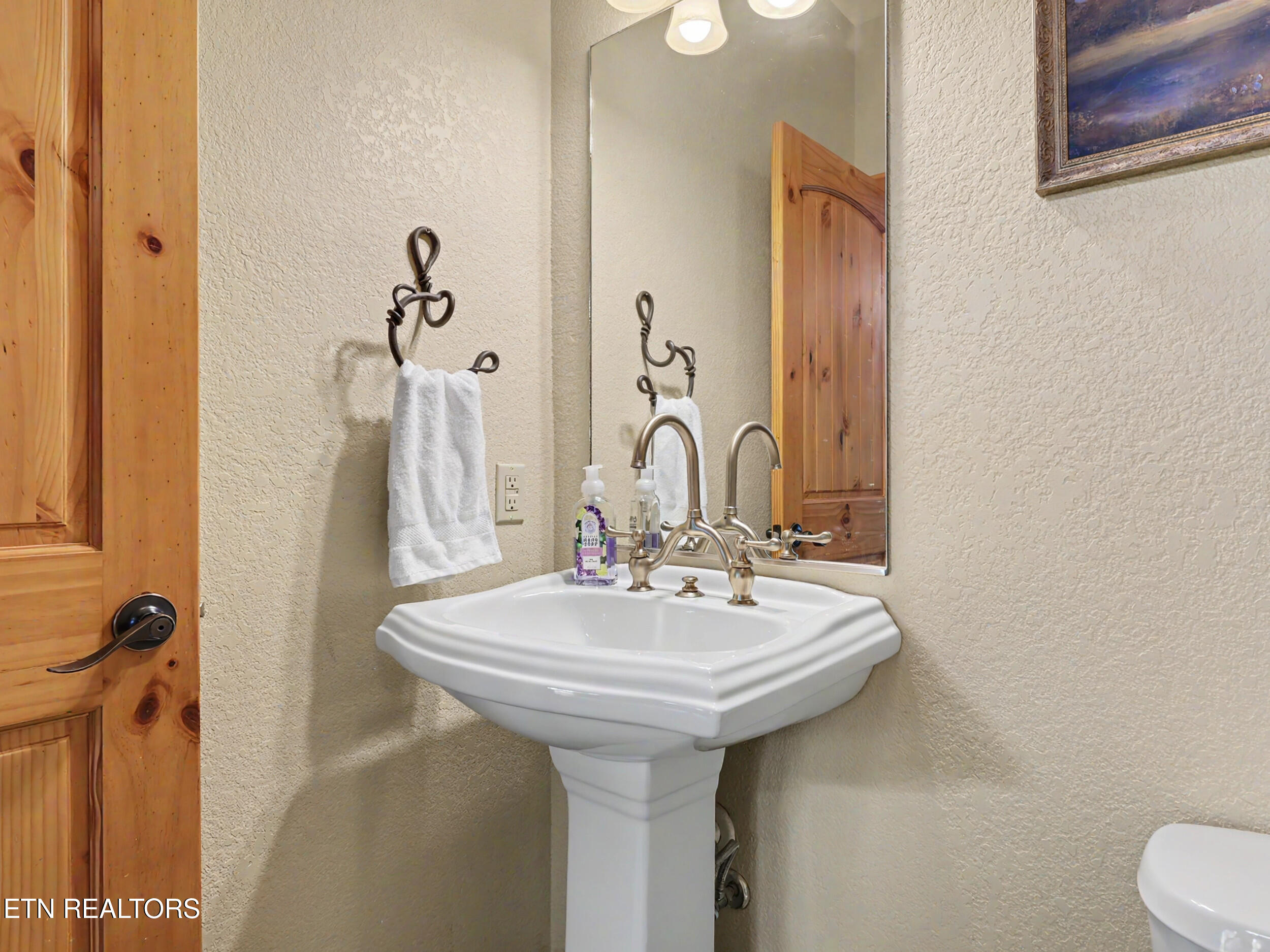 3521 Sandridge Way Pigeon Forge TN 37863