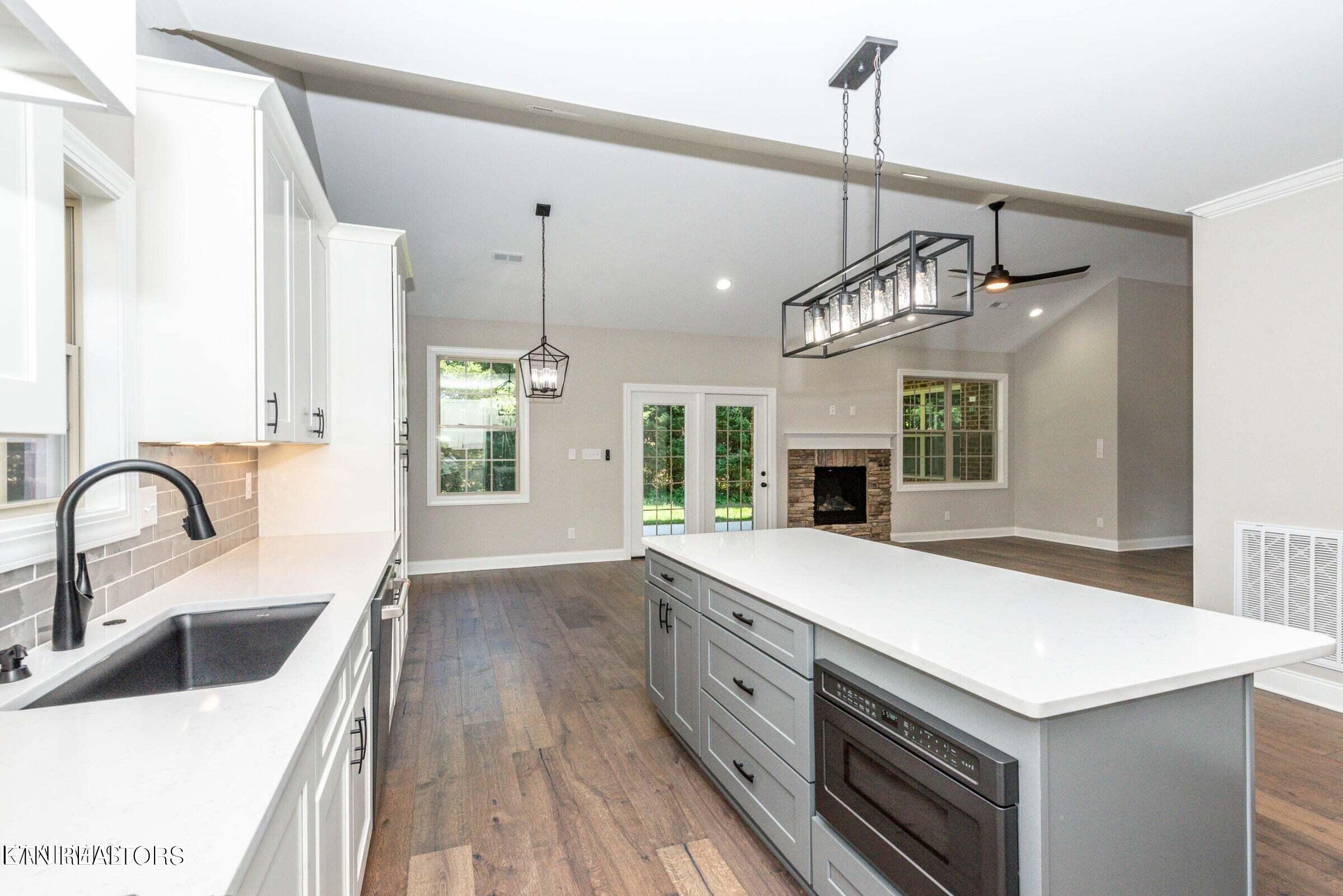 1574 Tsuga Drive Alcoa TN 37701
