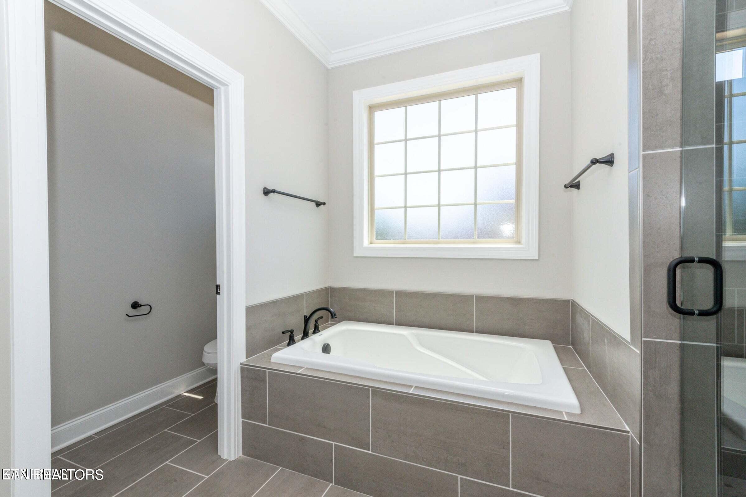 1574 Tsuga Drive Alcoa TN 37701